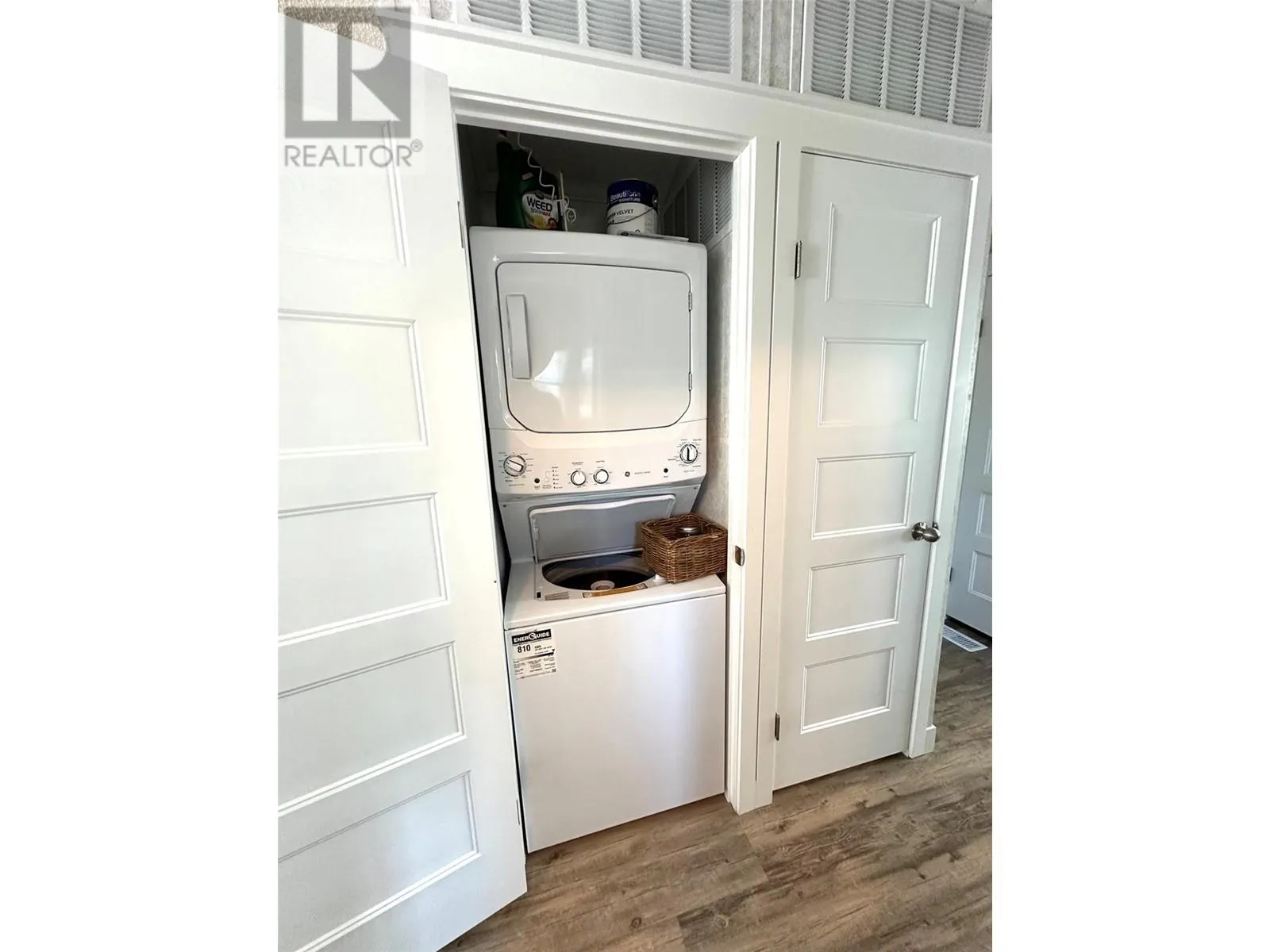 5478 93/95 Highway Unit# 118
