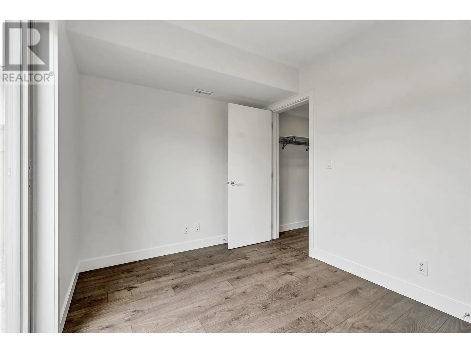 2922 Wilson Street Unit# 105