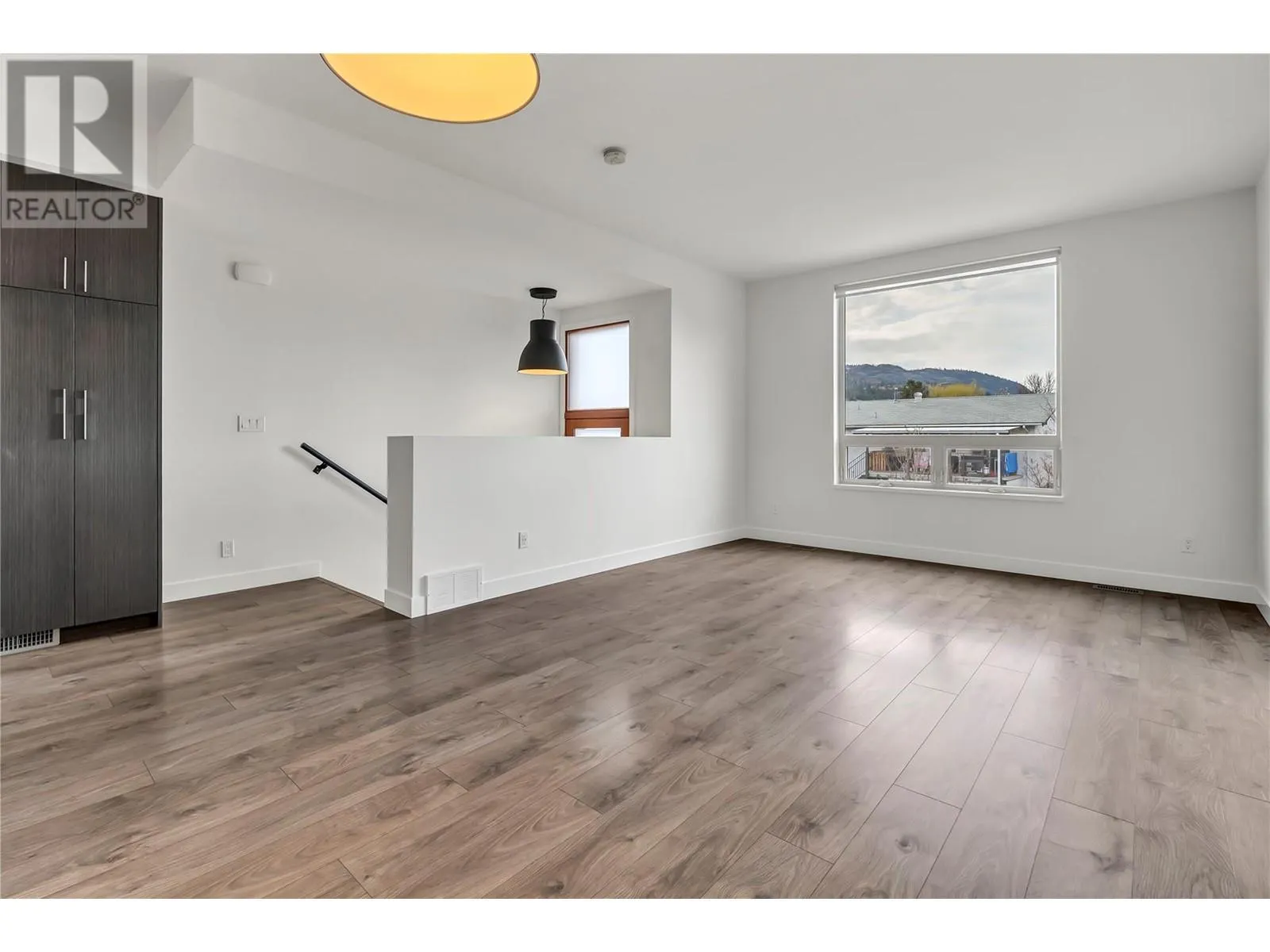 2922 Wilson Street Unit# 105