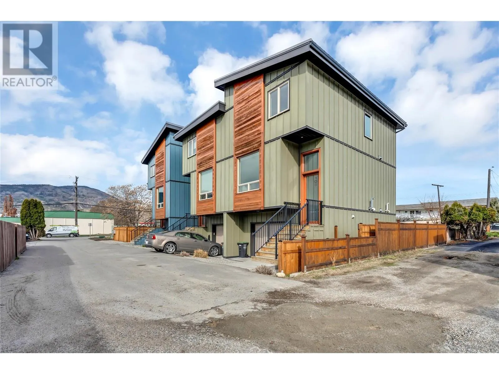 2922 Wilson Street Unit# 105