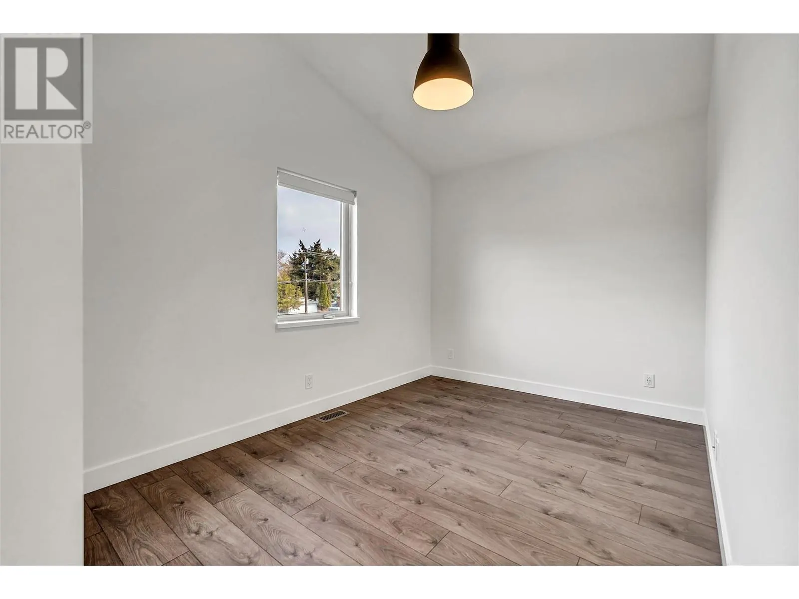 2922 Wilson Street Unit# 105