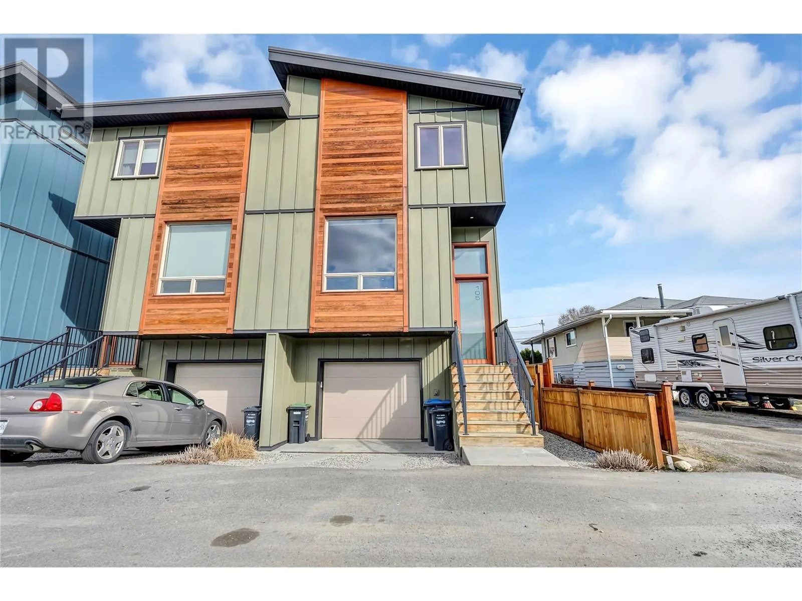 2922 Wilson Street Unit# 105