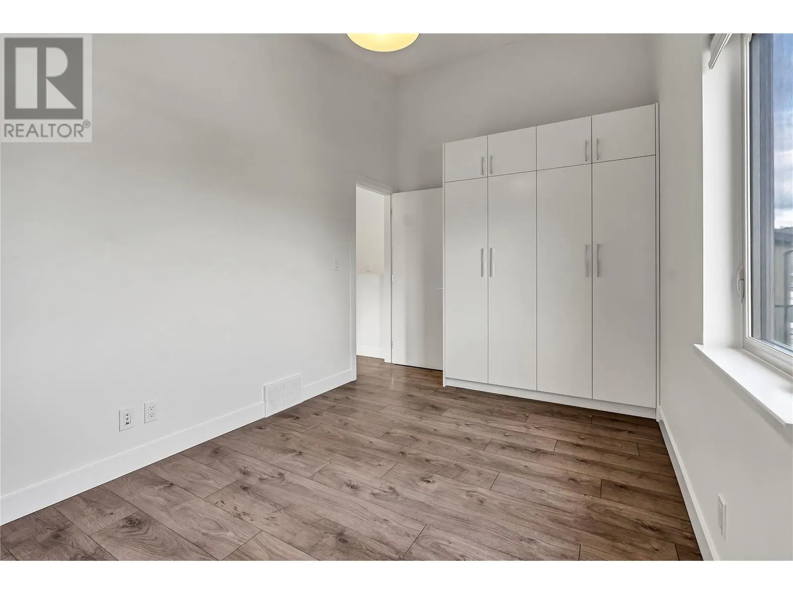2922 Wilson Street Unit# 105