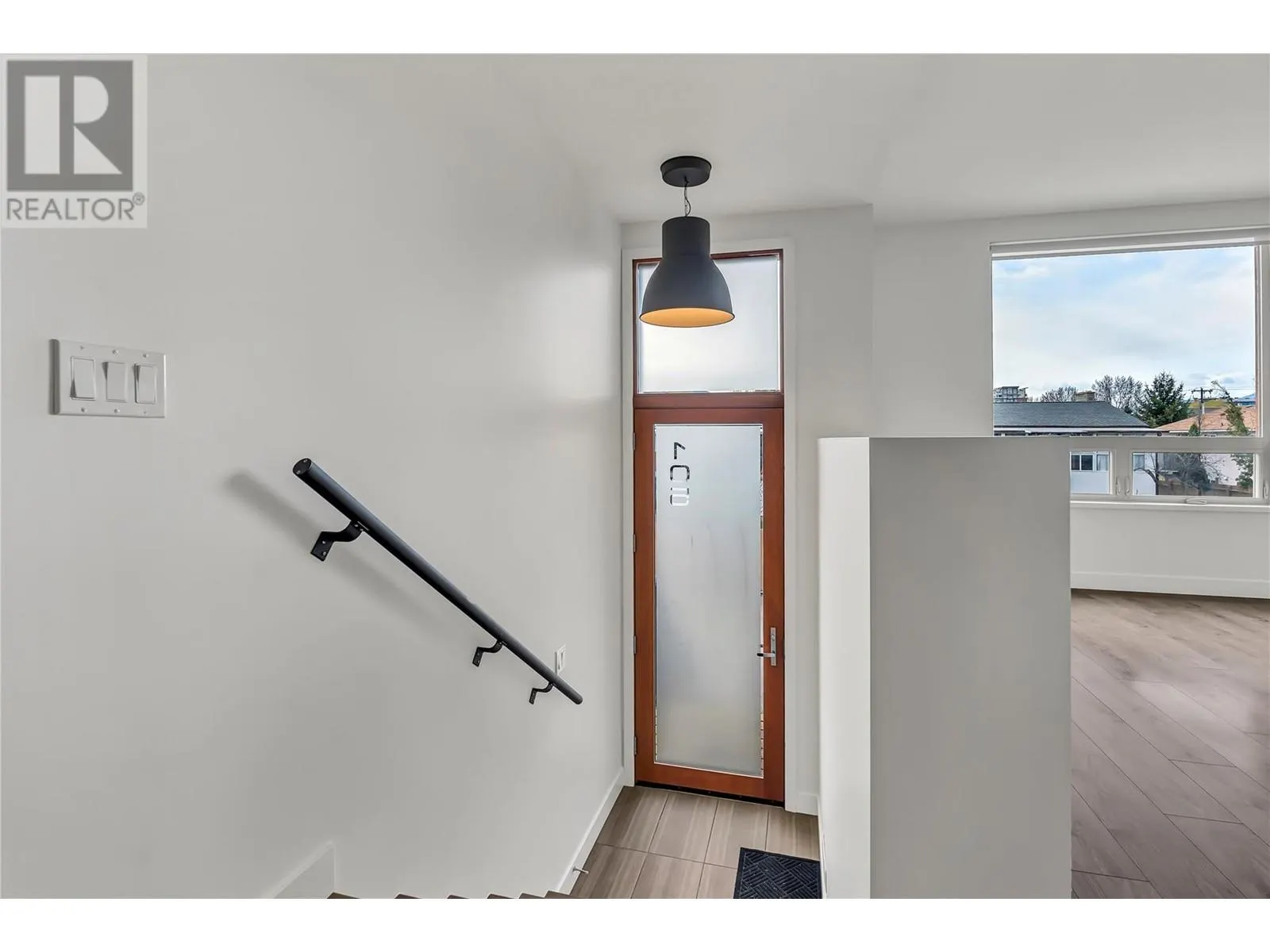 2922 Wilson Street Unit# 105