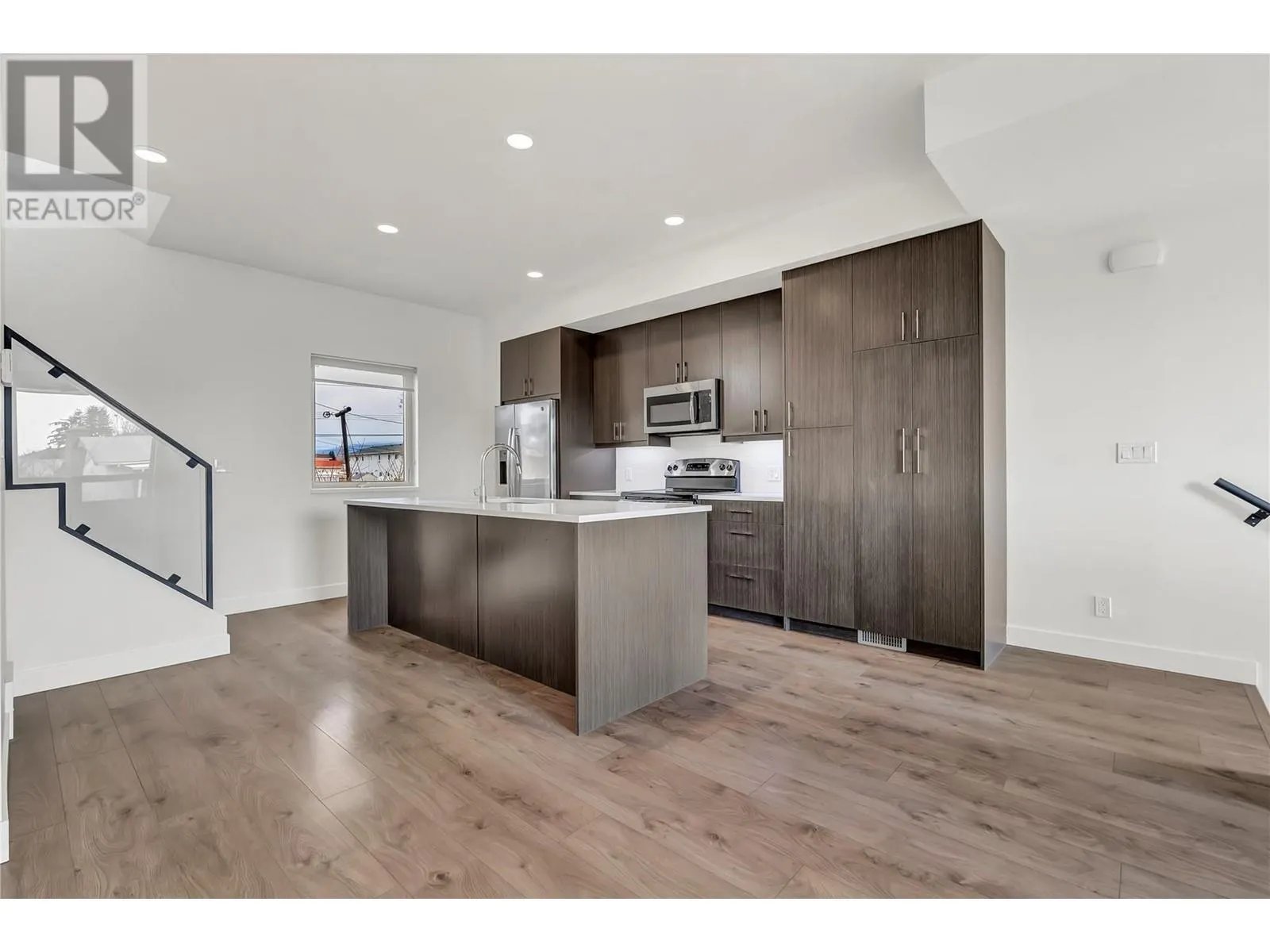 2922 Wilson Street Unit# 105