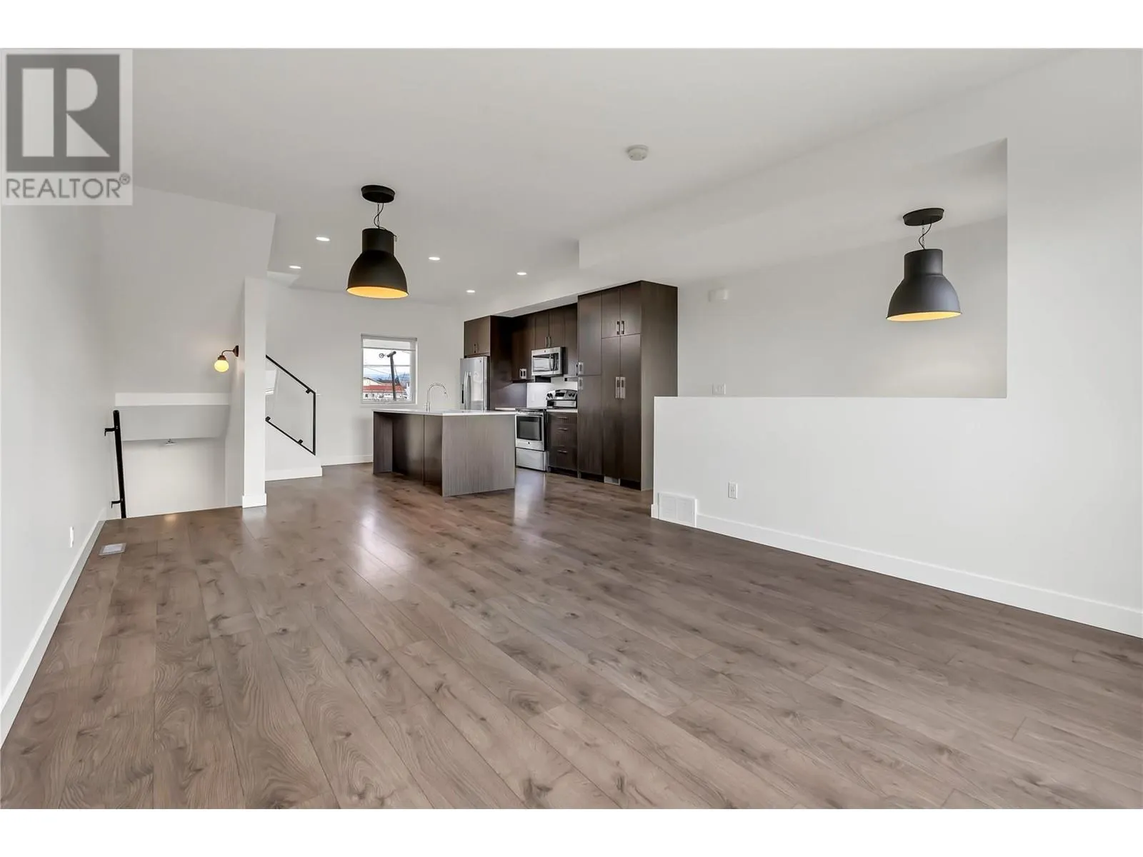 2922 Wilson Street Unit# 105