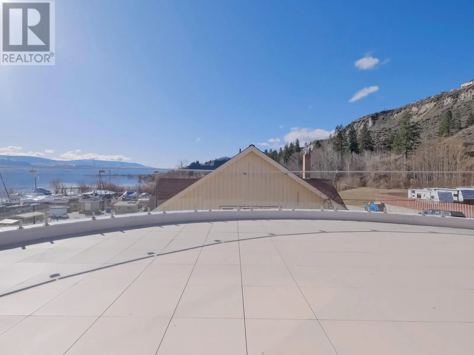 13417 Lakeshore Drive S Unit# 201