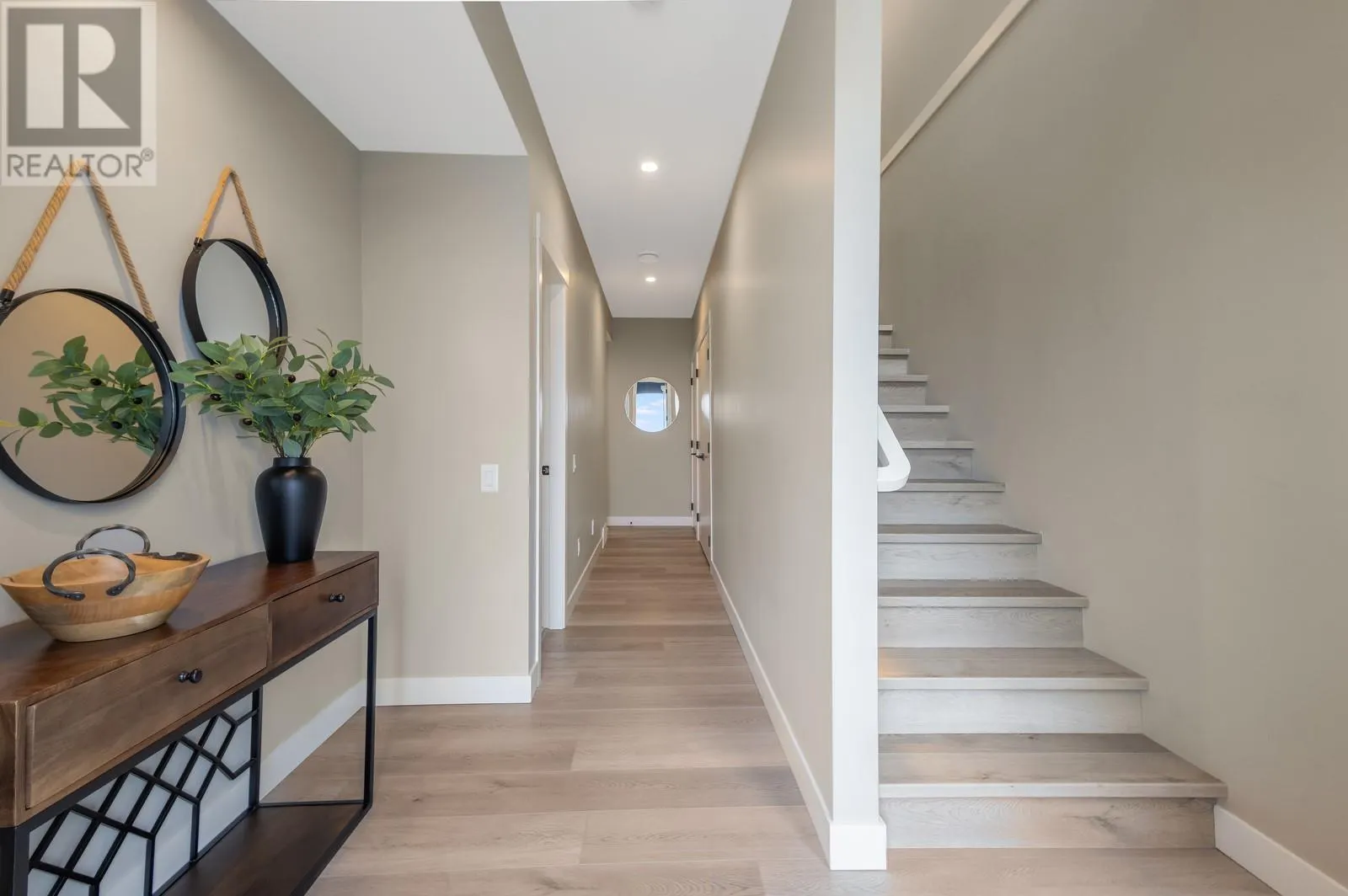 3220 Hilltown Drive Unit# 20