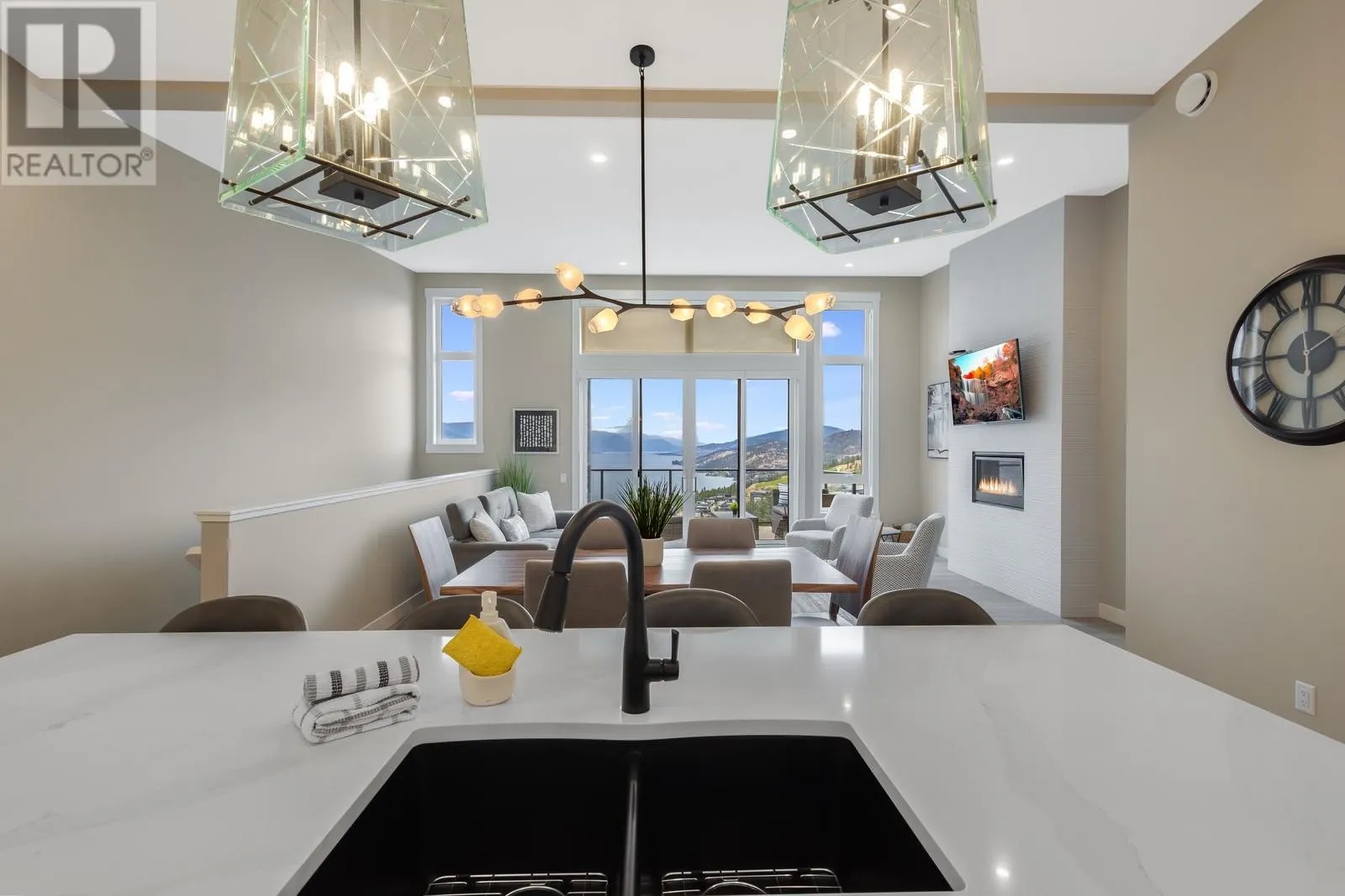 3220 Hilltown Drive Unit# 20