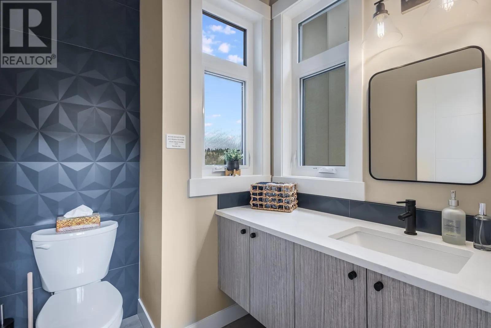 3220 Hilltown Drive Unit# 20