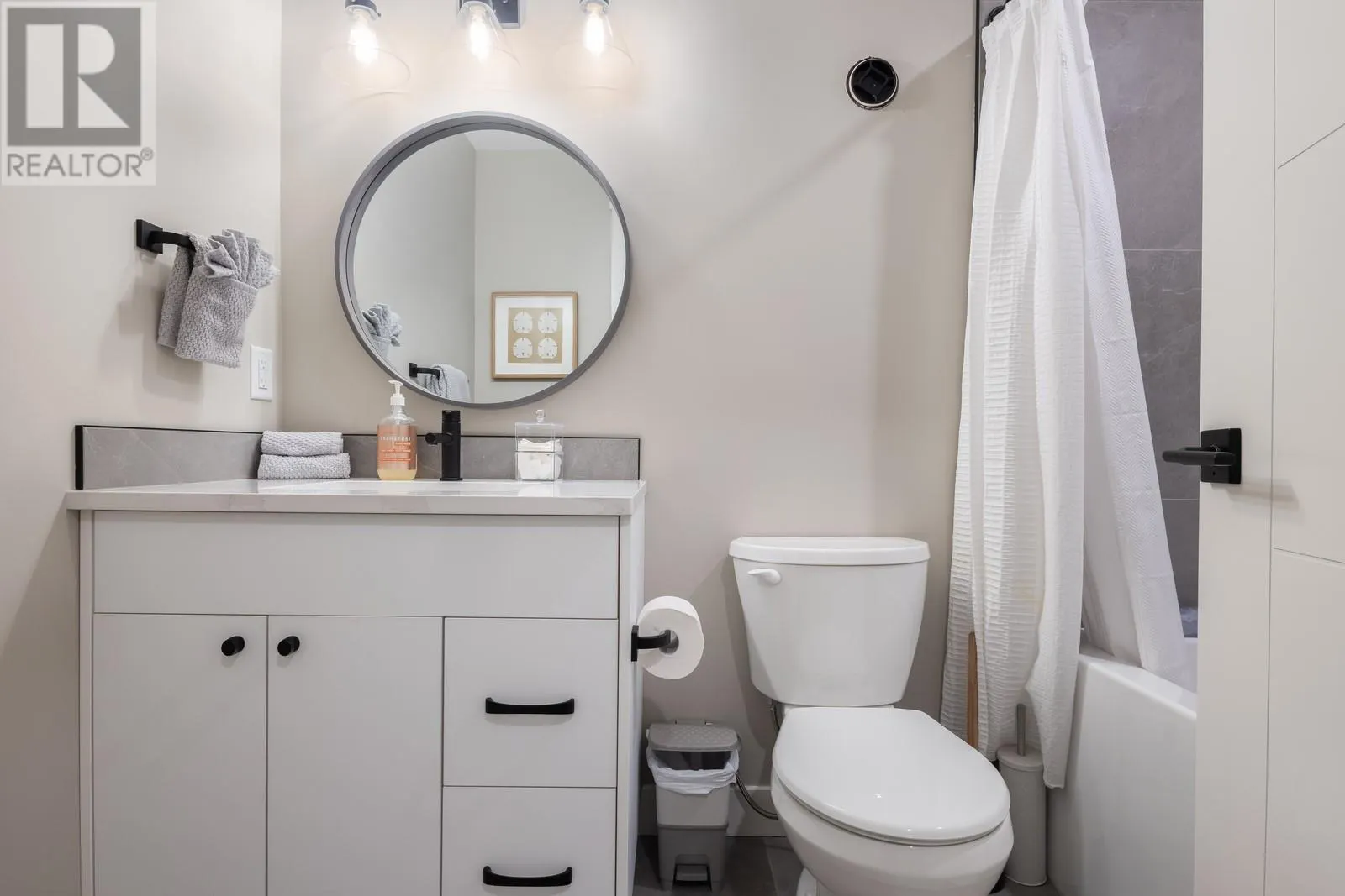 3220 Hilltown Drive Unit# 20