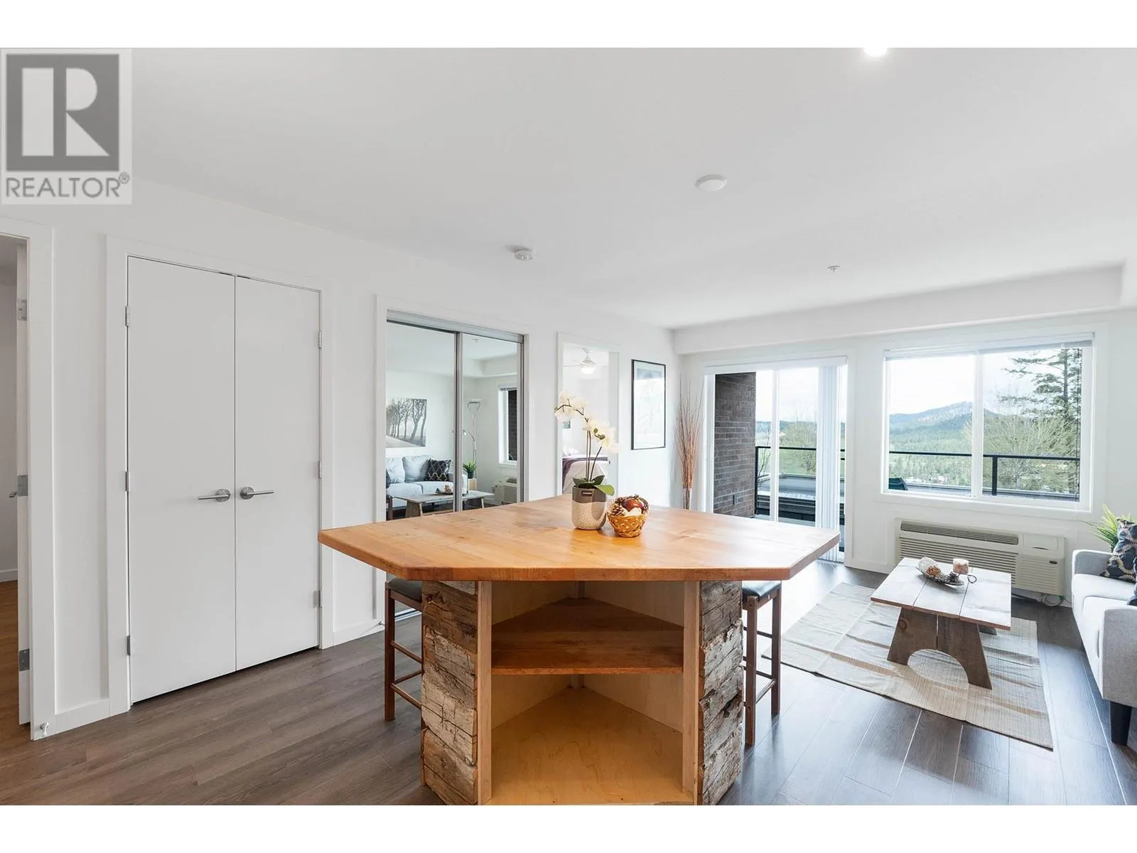 881 Academy Way Unit# 103