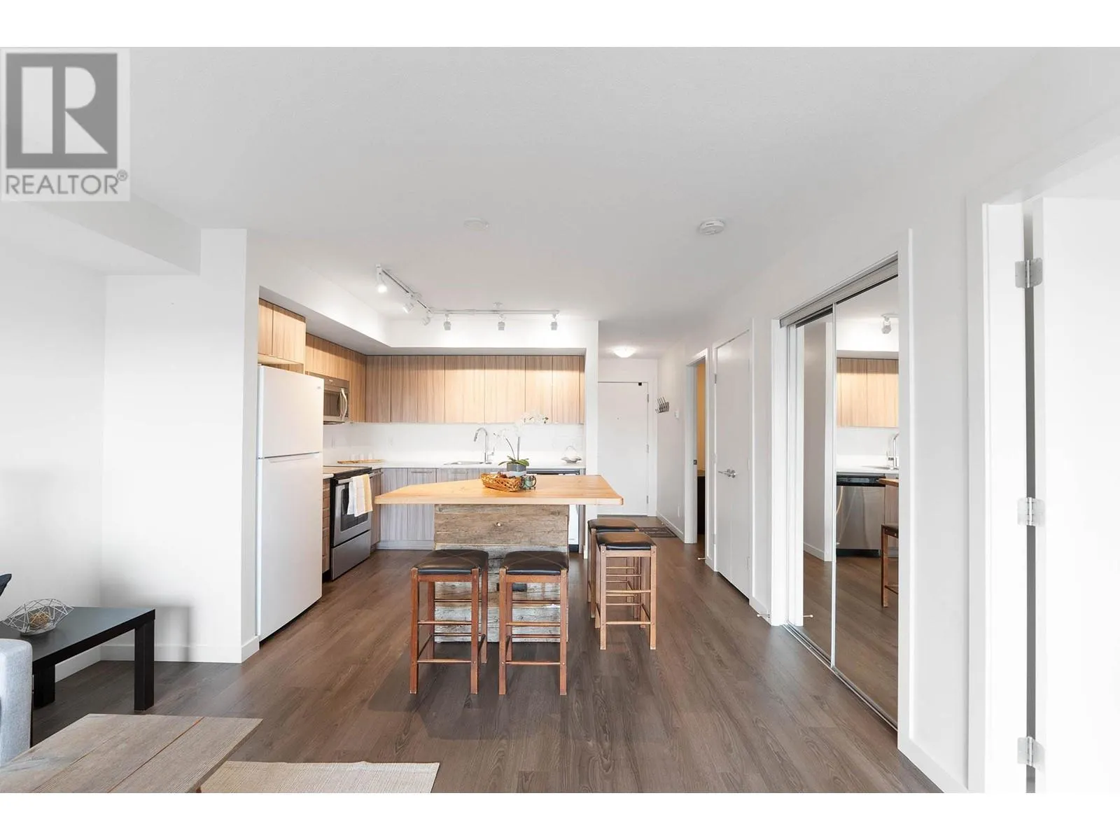 881 Academy Way Unit# 103