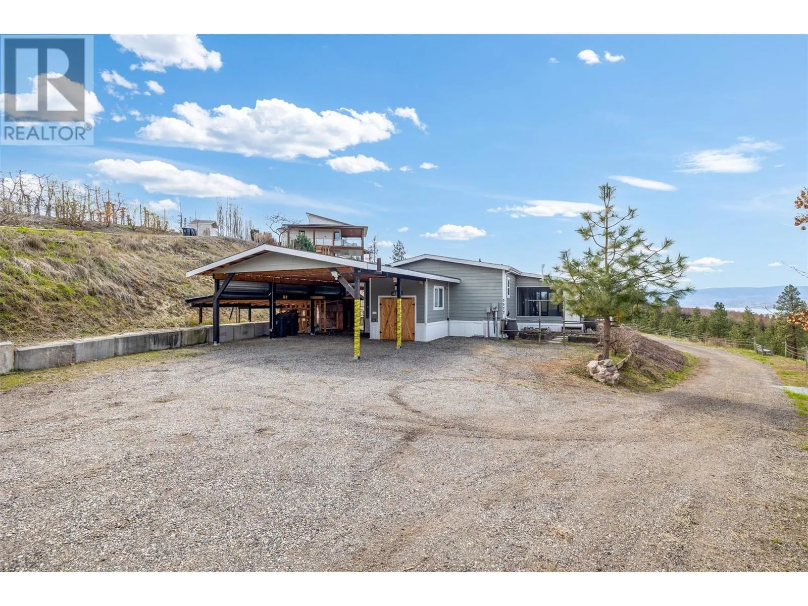 3977/3979 Hart Road