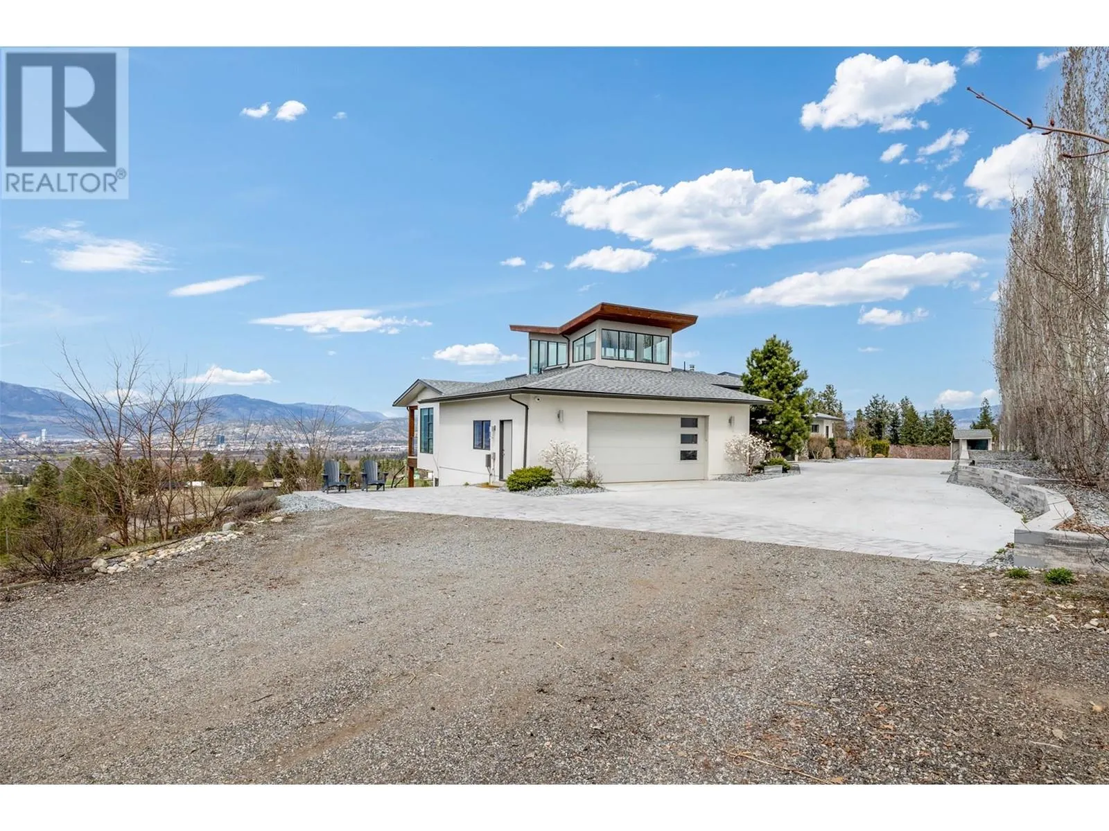 3979/3977 Hart Road