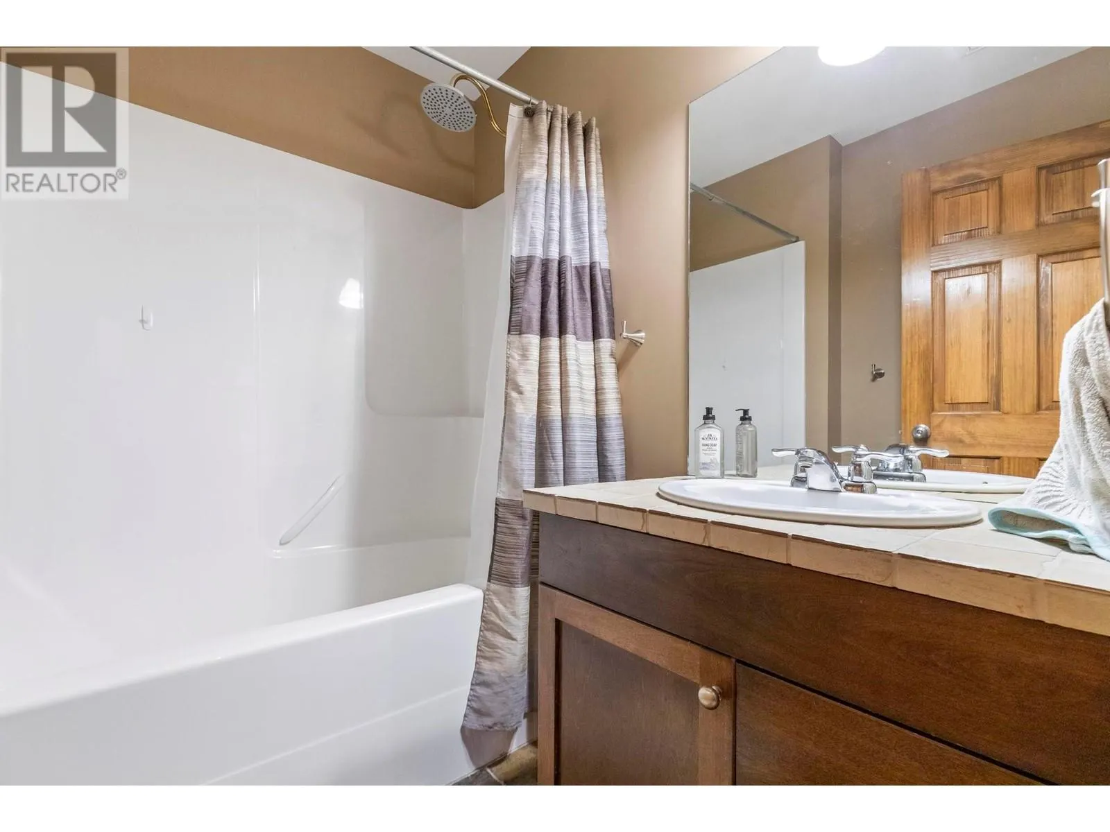 4939 Snow Pines Road Unit# 4