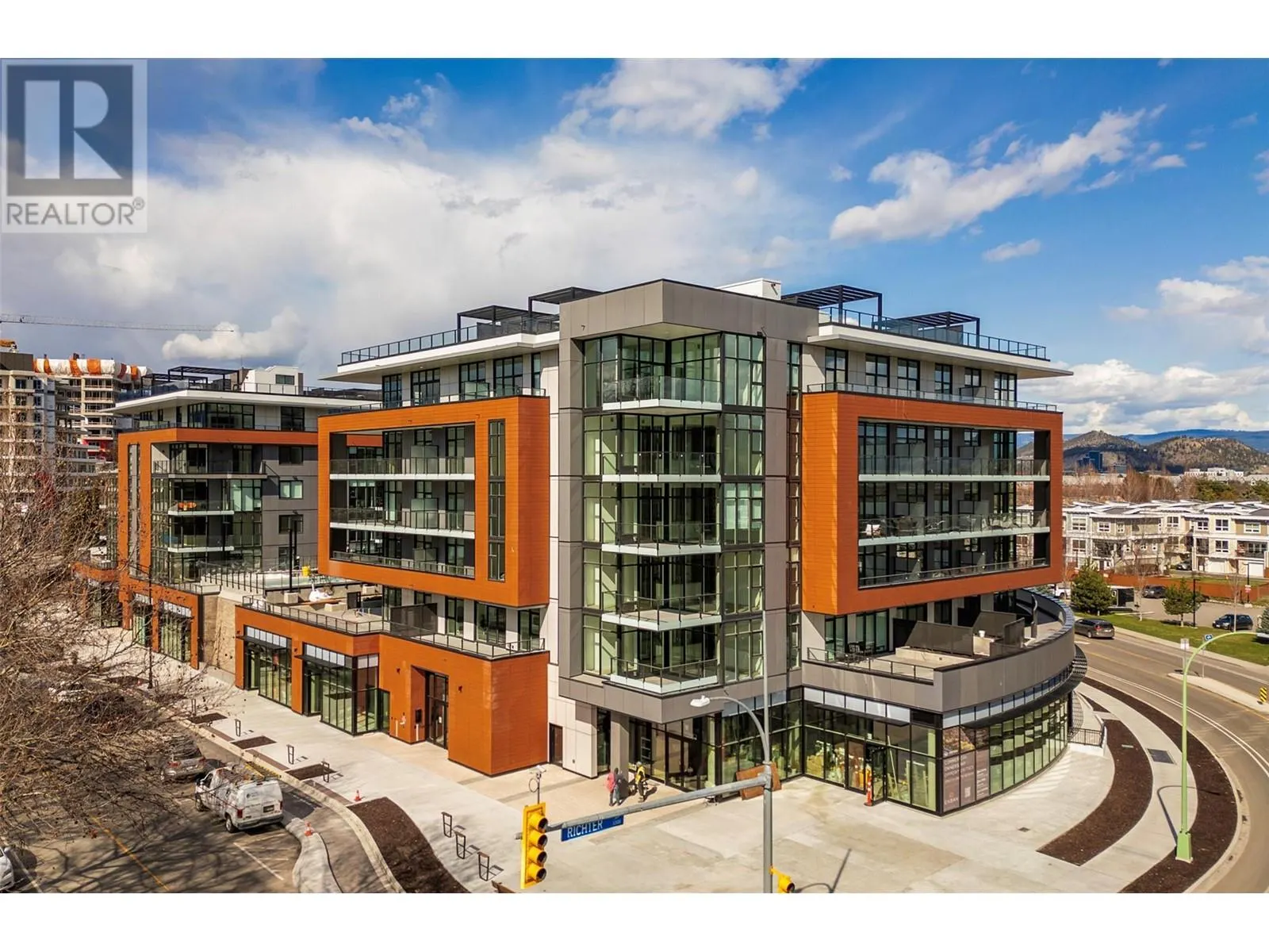 3409 Lakeshore Road Unit# 507