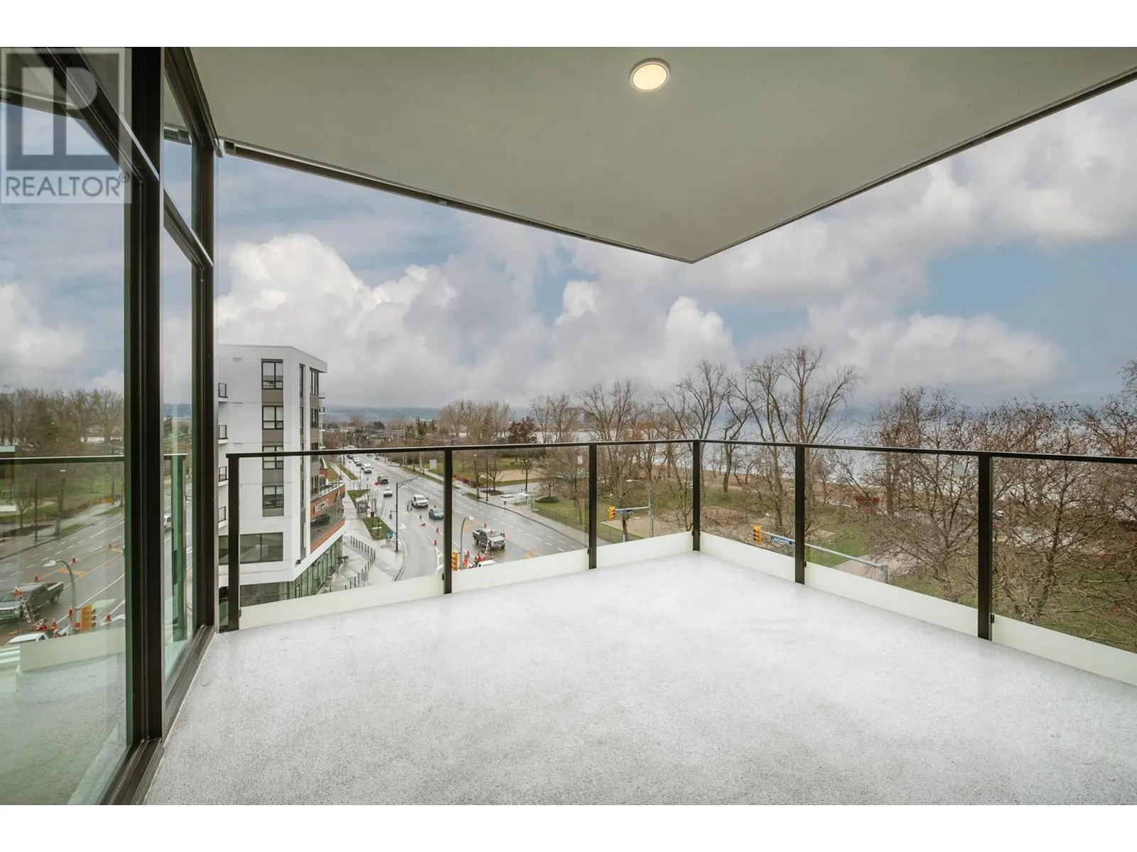 3409 Lakeshore Road Unit# 507