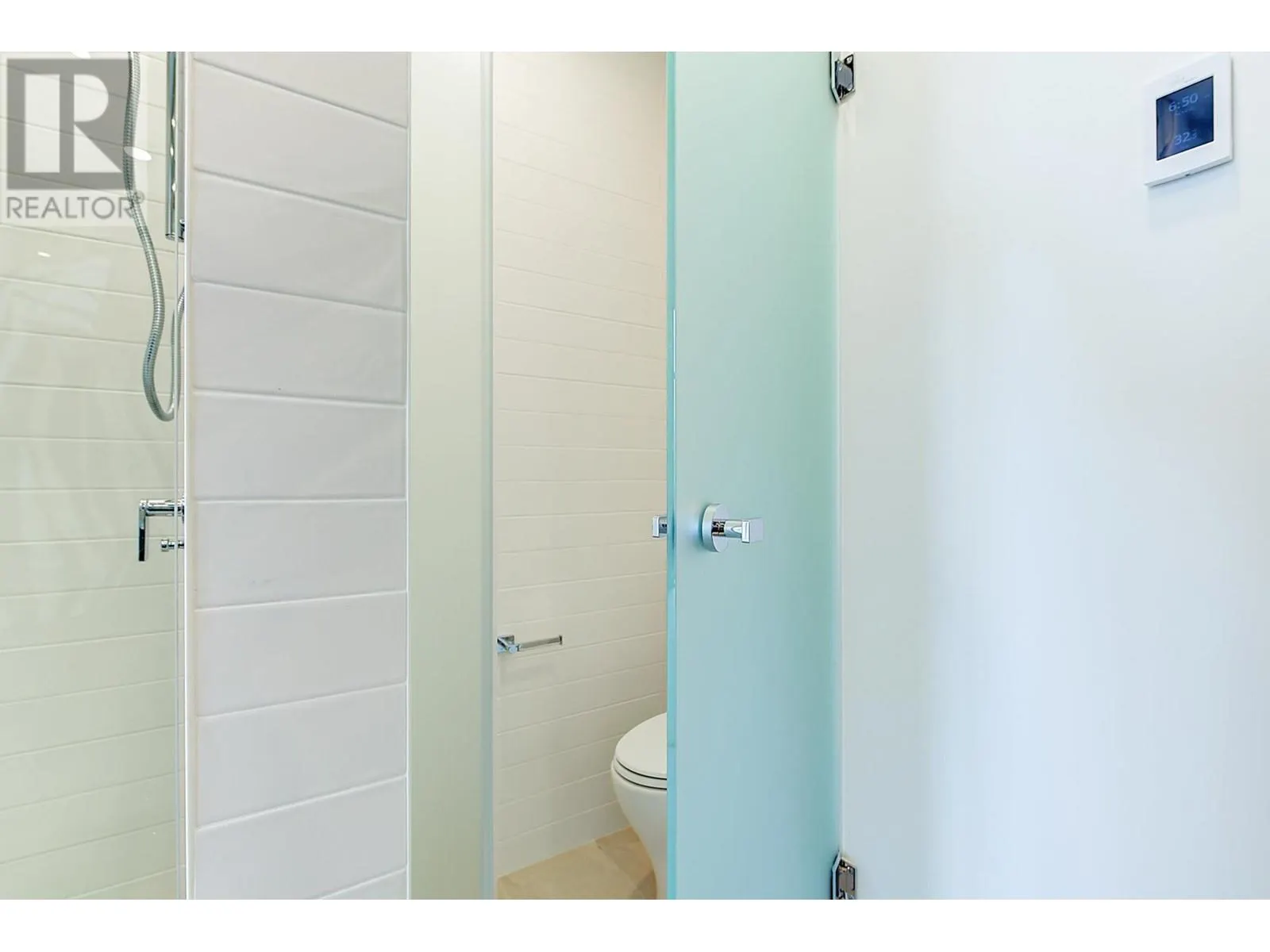 3409 Lakeshore Road Unit# 507