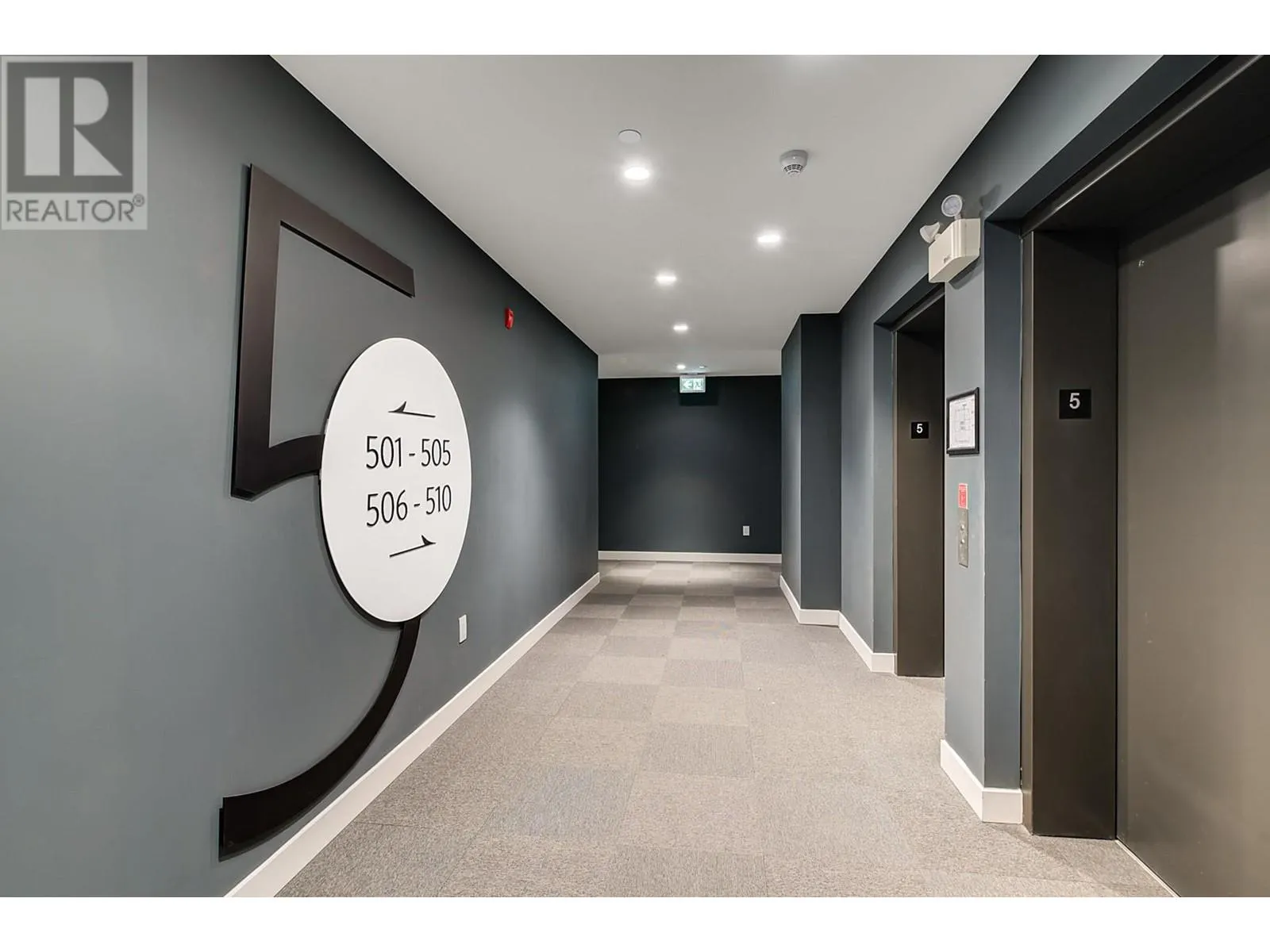 3409 Lakeshore Road Unit# 507