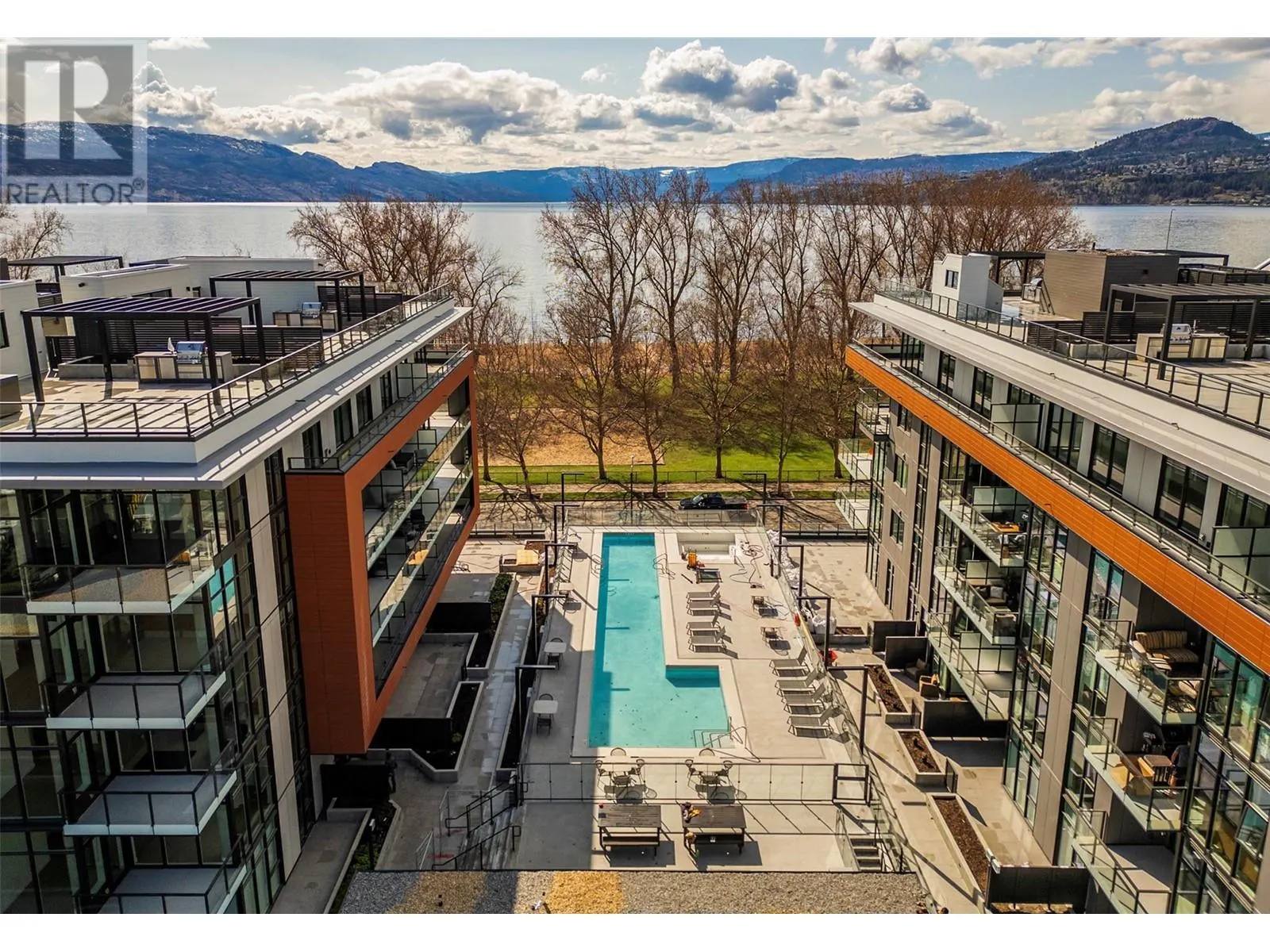 3409 Lakeshore Road Unit# 507