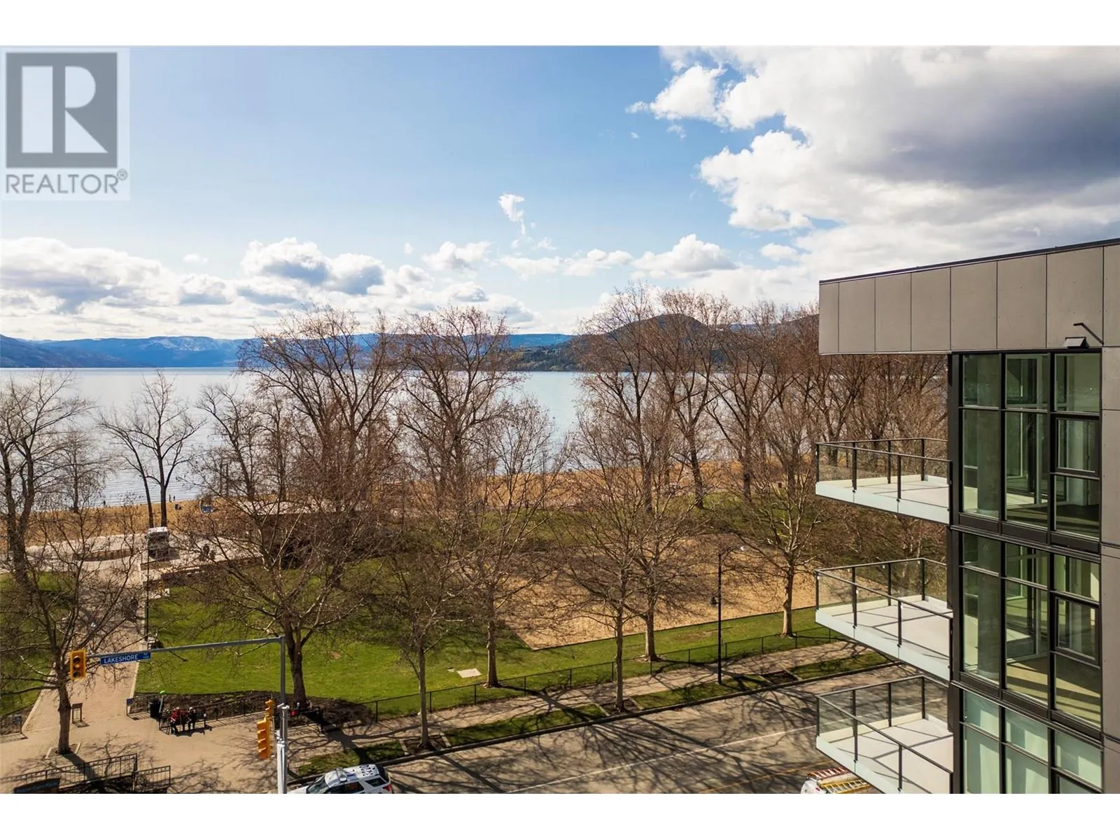 3409 Lakeshore Road Unit# 507