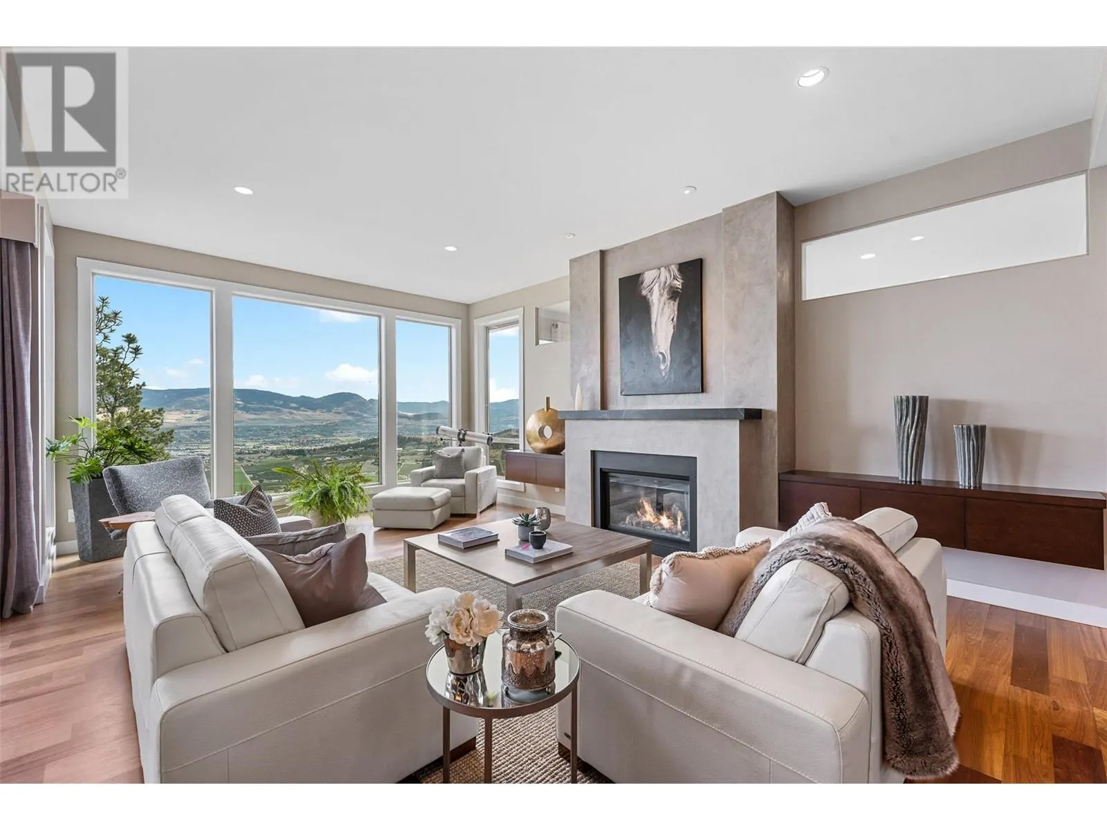 129 Ledge Rock Court