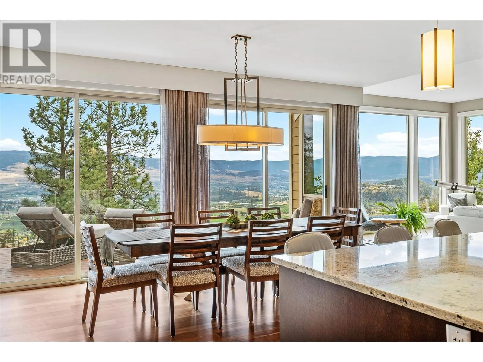 129 Ledge Rock Court