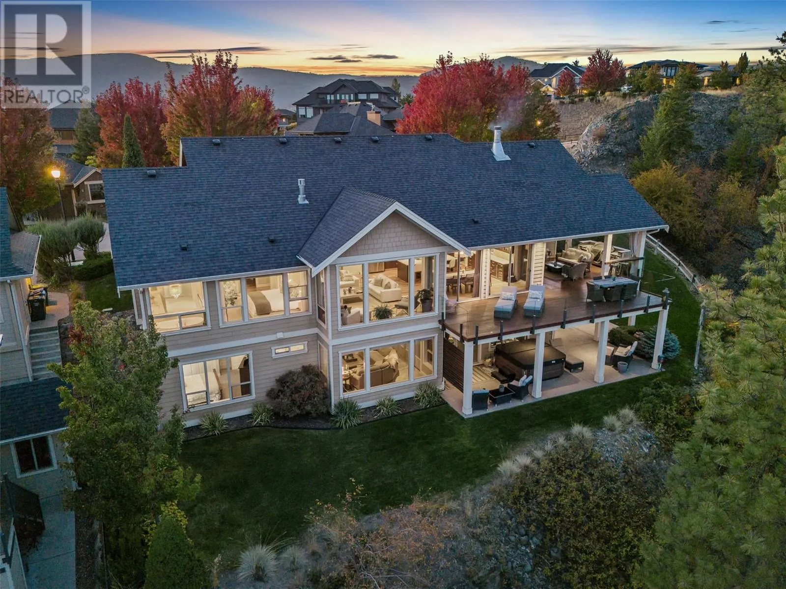 129 Ledge Rock Court