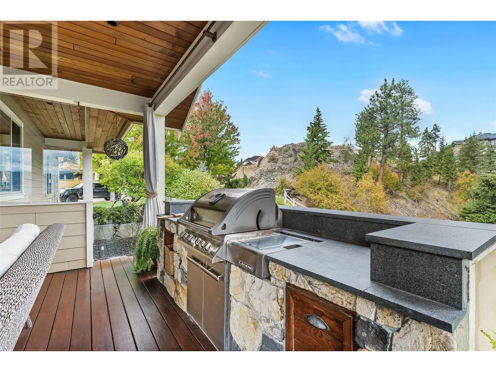 129 Ledge Rock Court