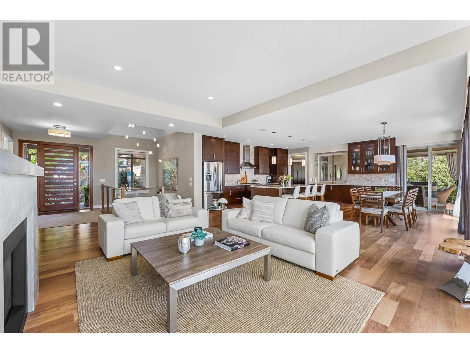 129 Ledge Rock Court