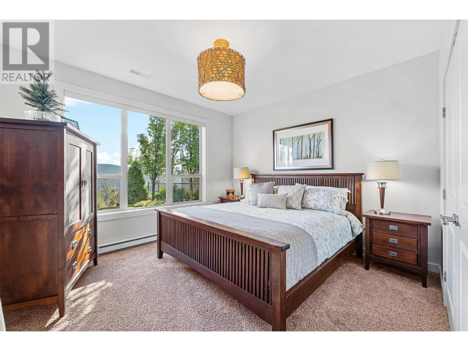 129 Ledge Rock Court