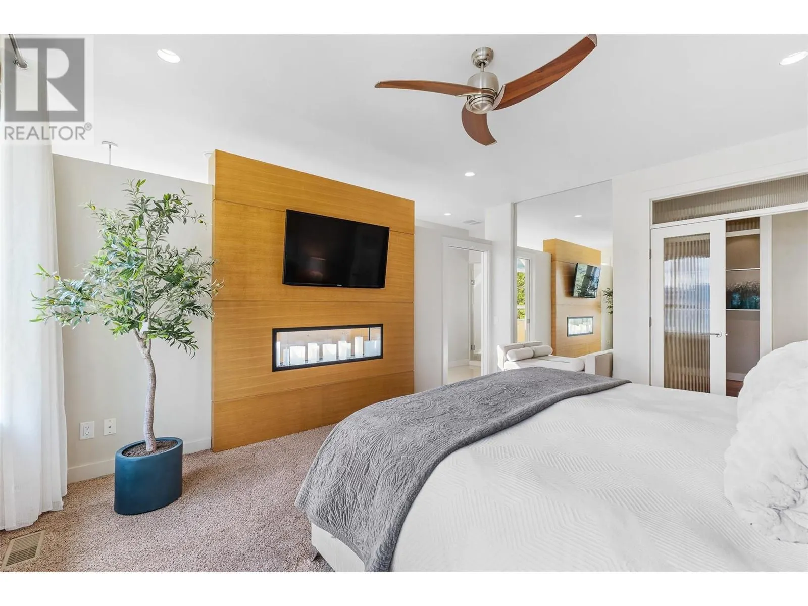 129 Ledge Rock Court