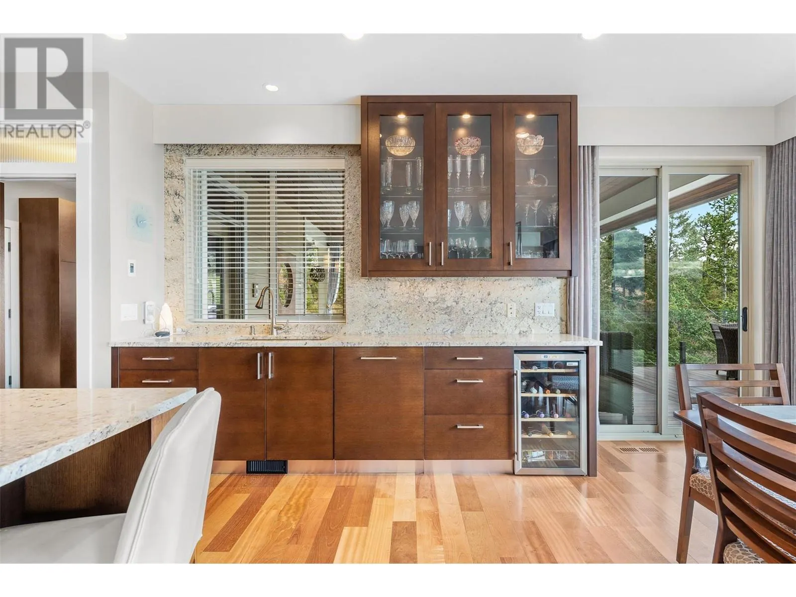 129 Ledge Rock Court