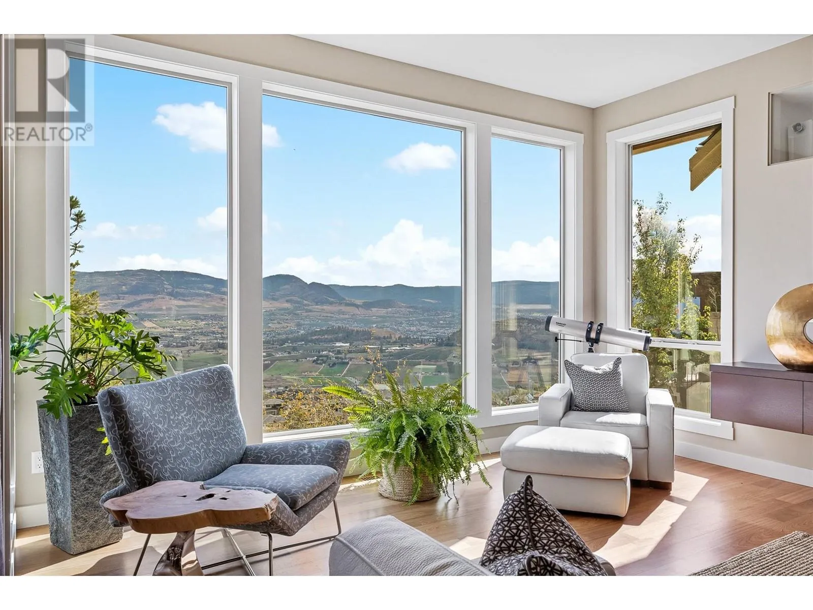 129 Ledge Rock Court