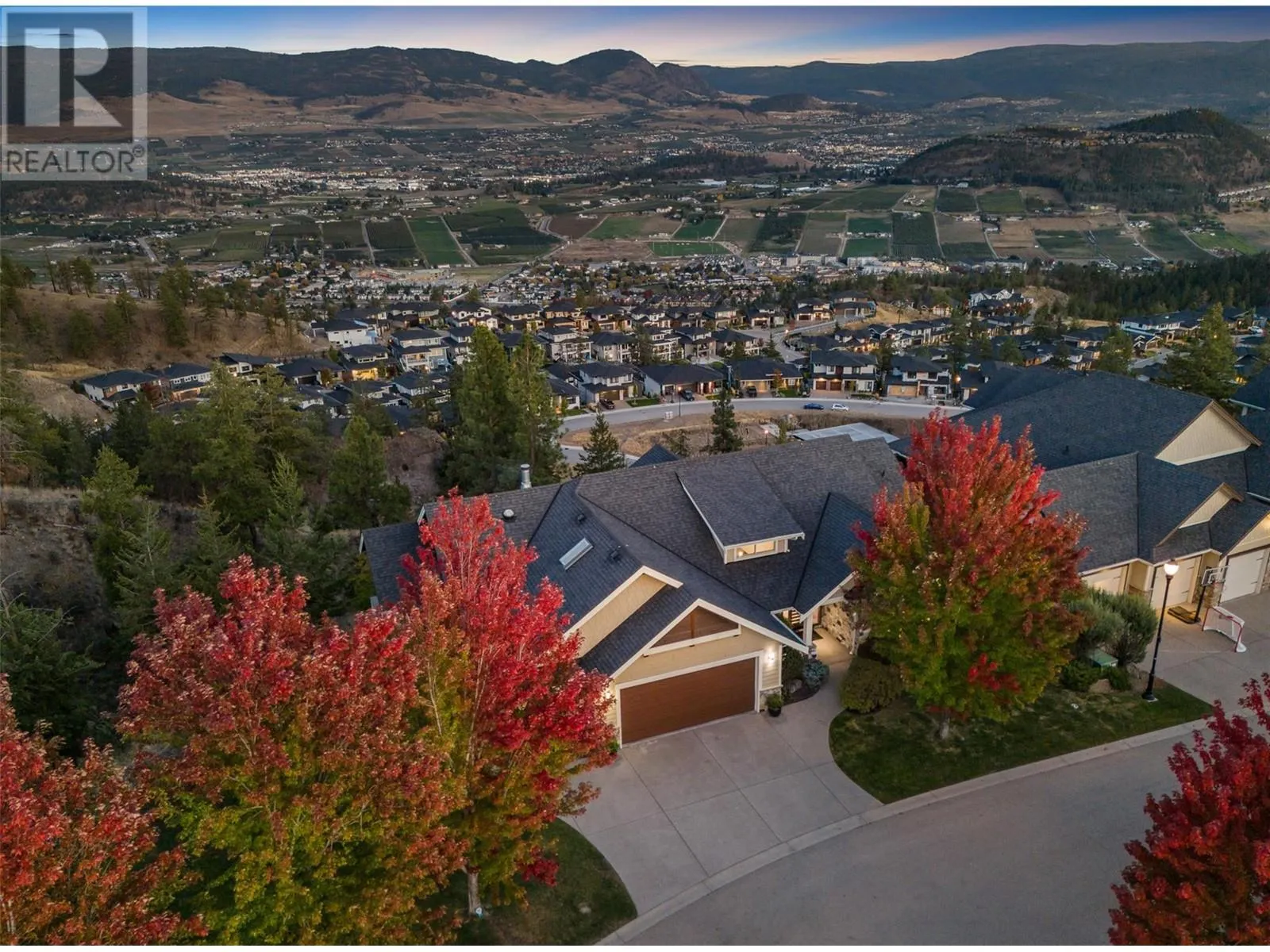 129 Ledge Rock Court