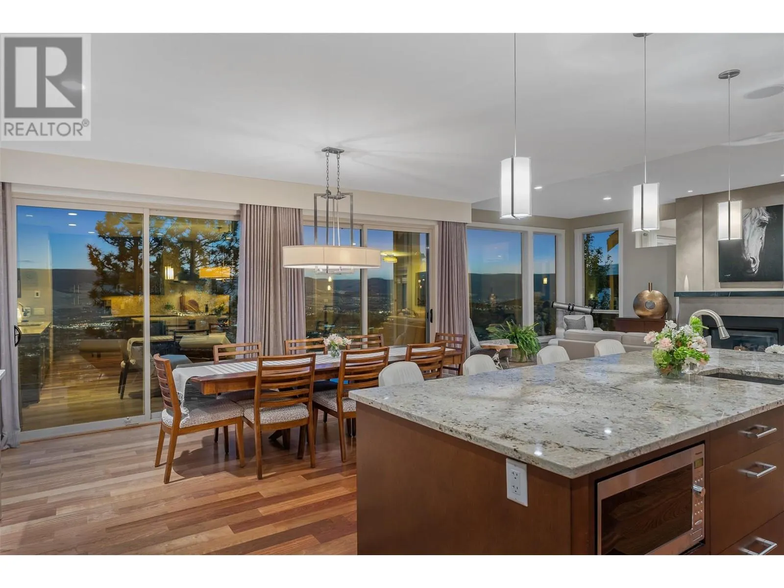 129 Ledge Rock Court
