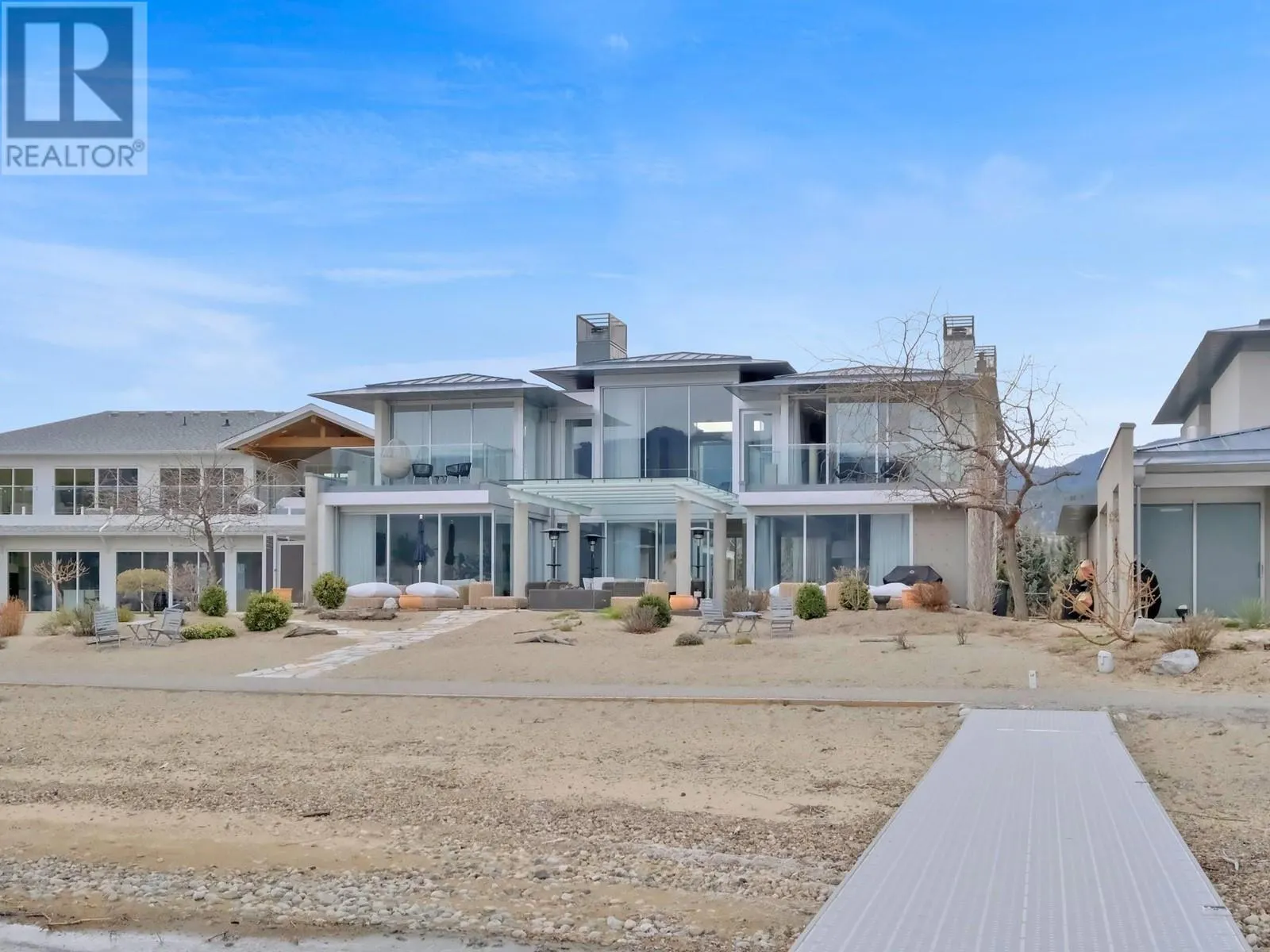 2550 Landry Crescent
