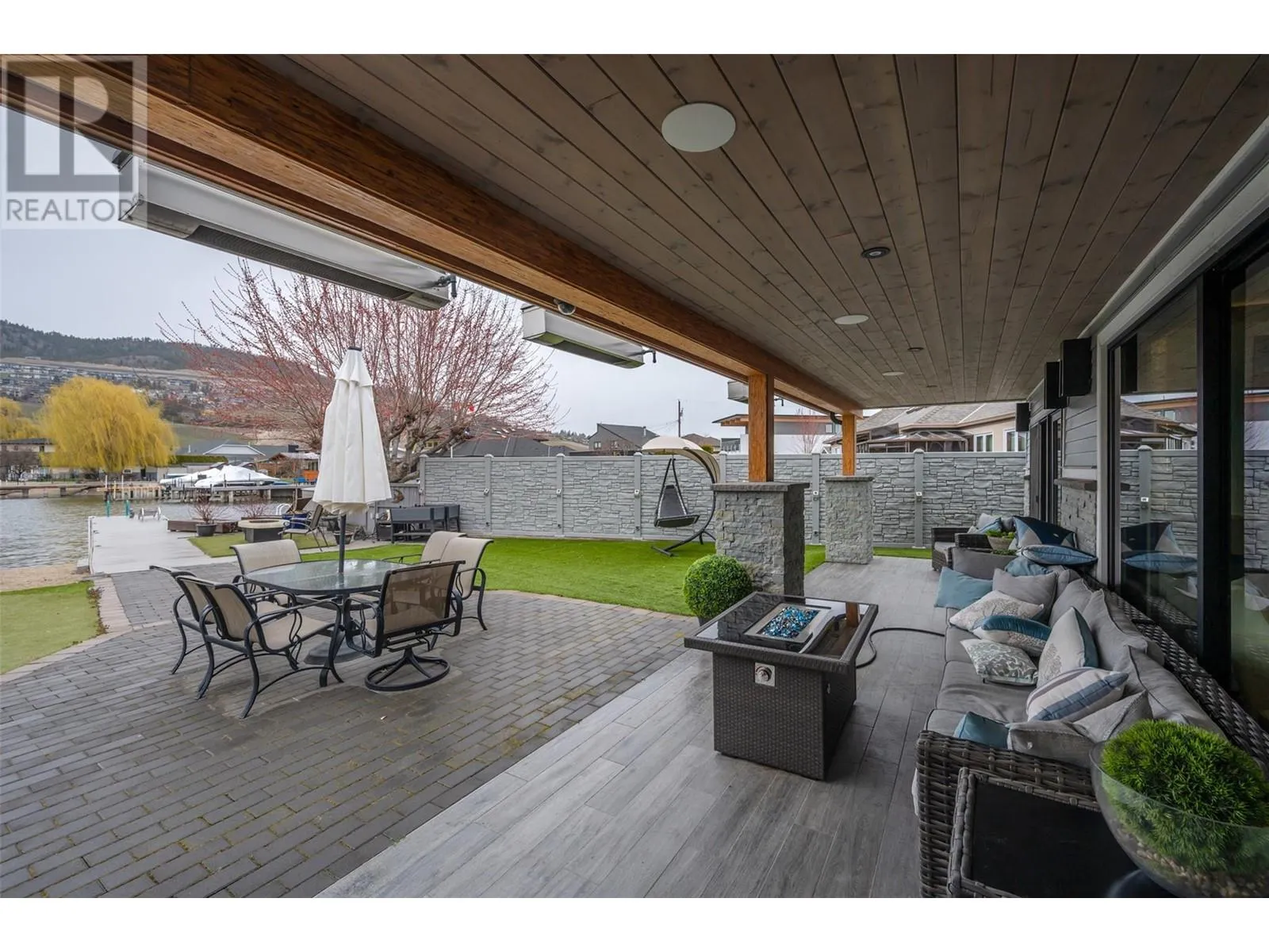 1362 Green Bay Road