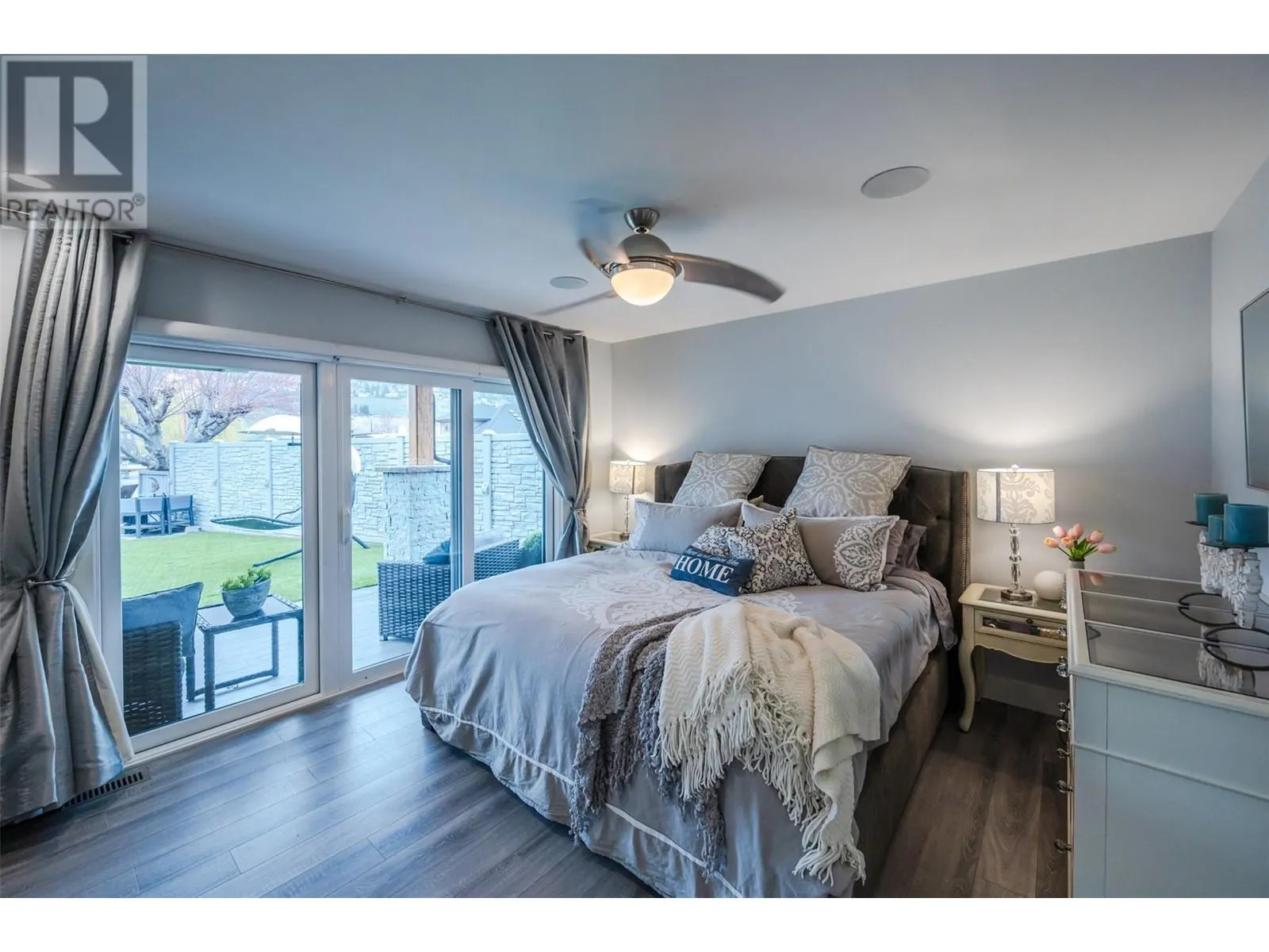 1362 Green Bay Road