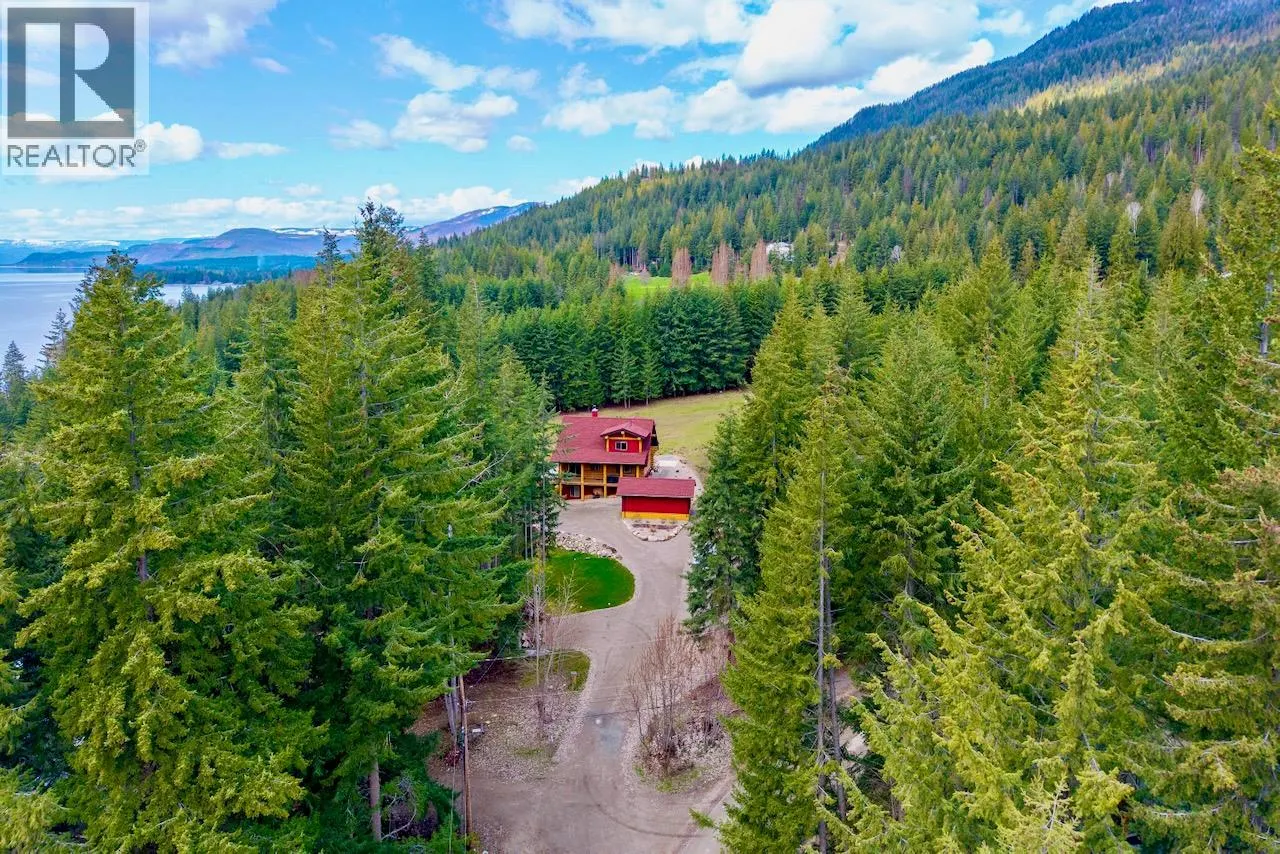 2589 Airstrip Road