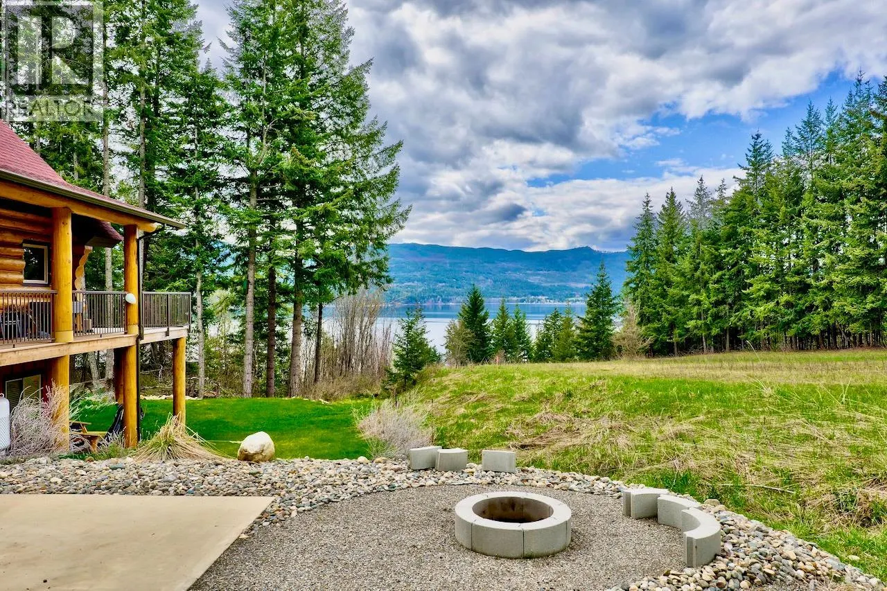 2589 Airstrip Road