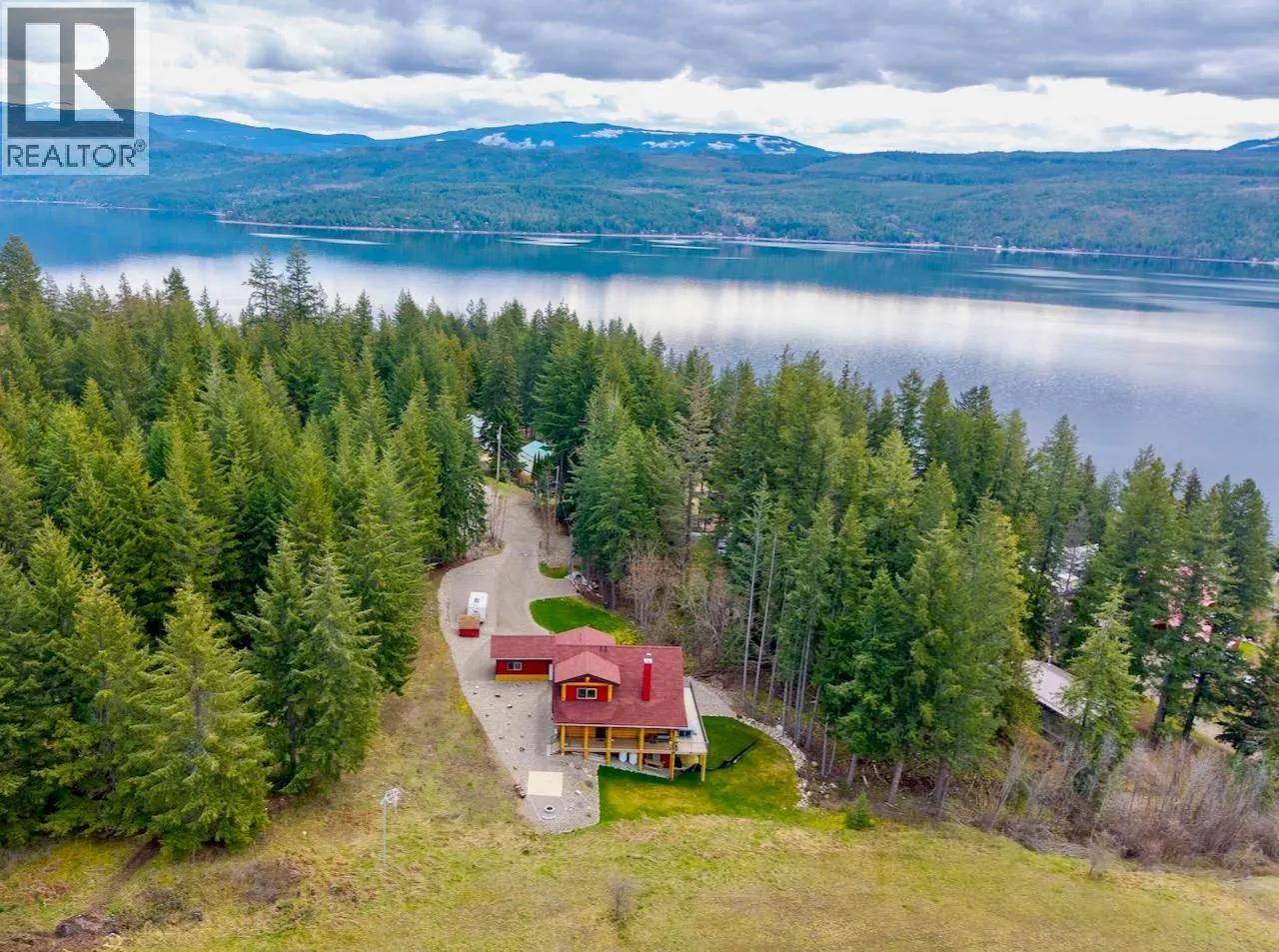 2589 Airstrip Road