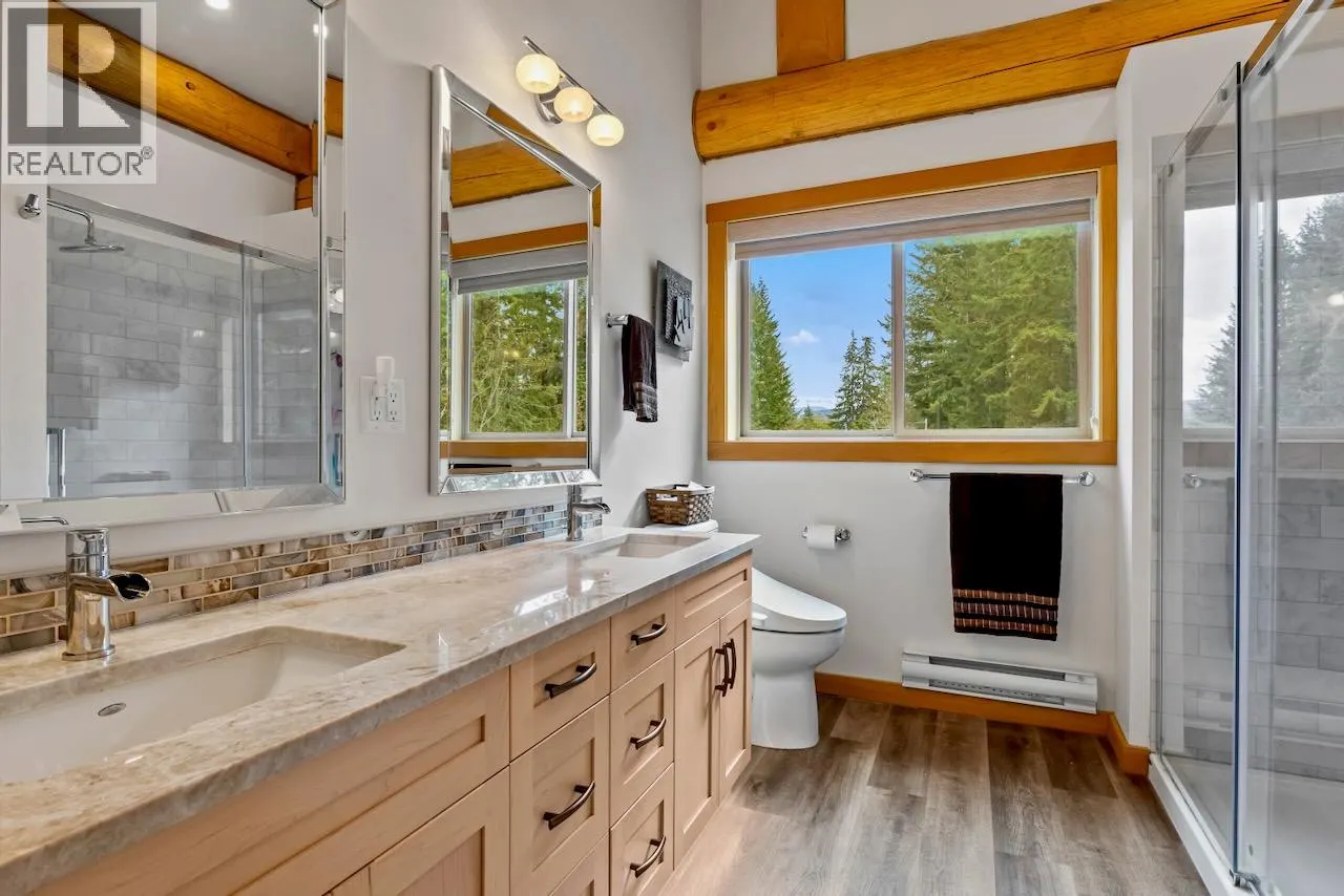 2589 Airstrip Road