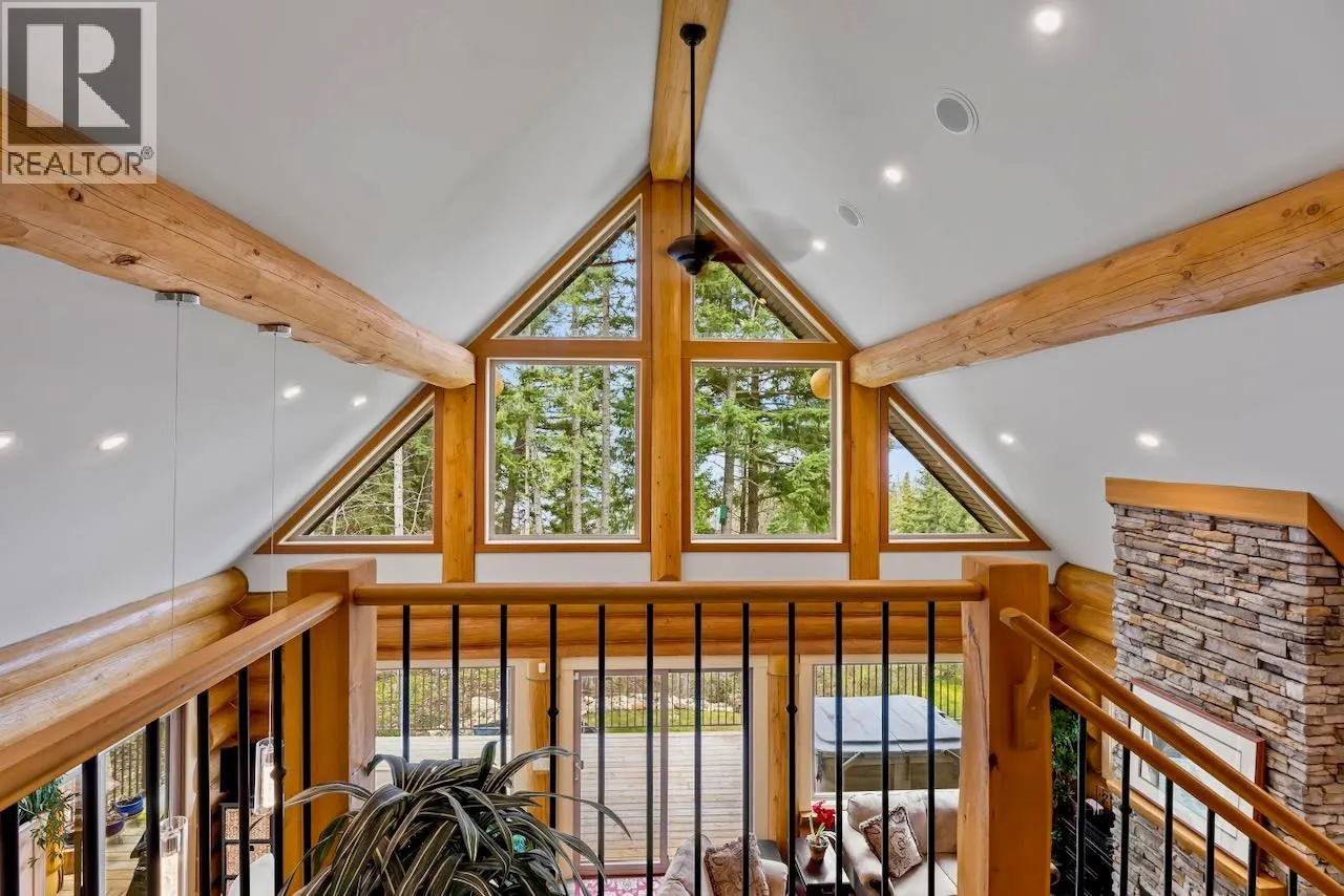 2589 Airstrip Road