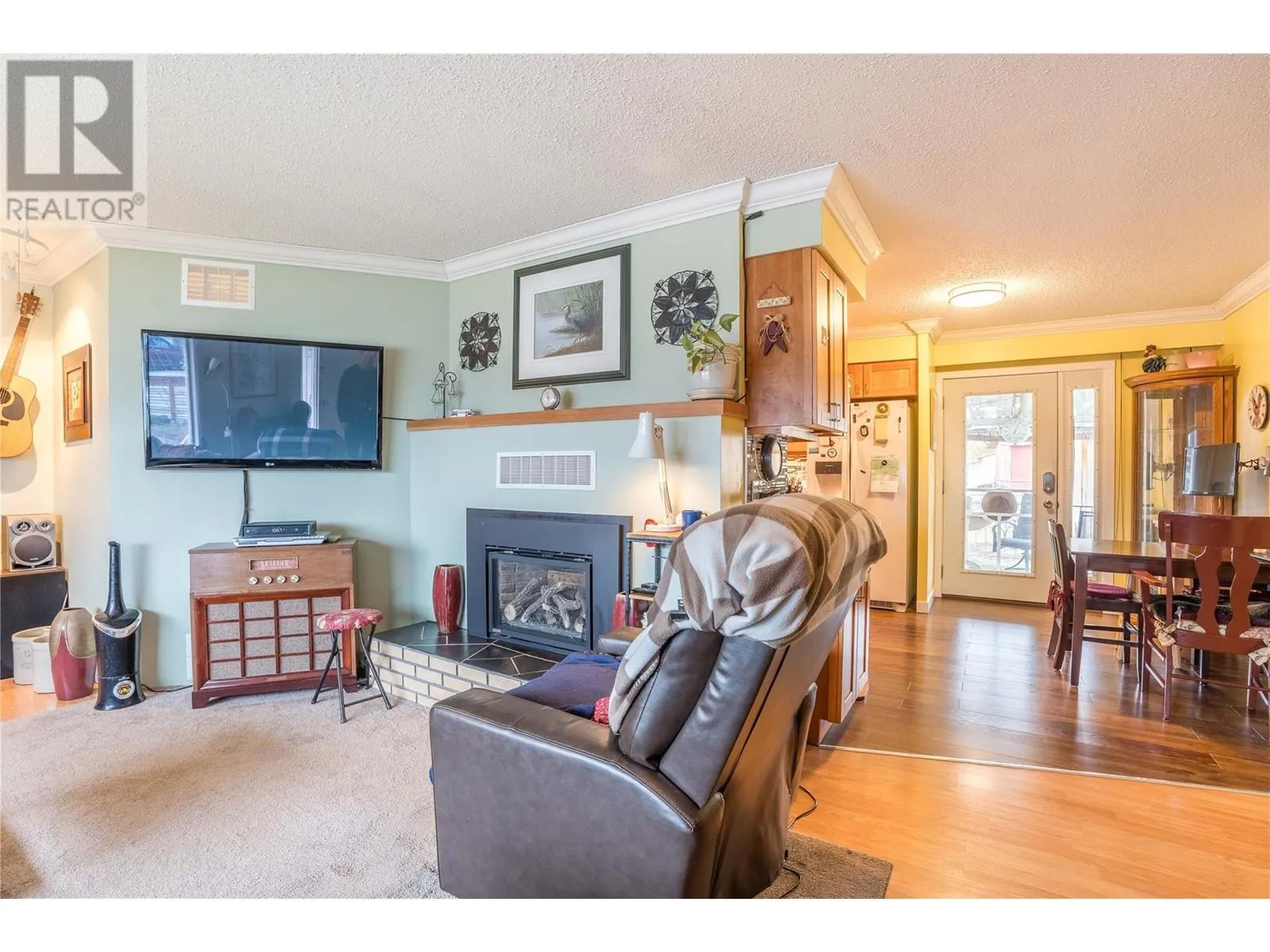 9578 Robson Crescent