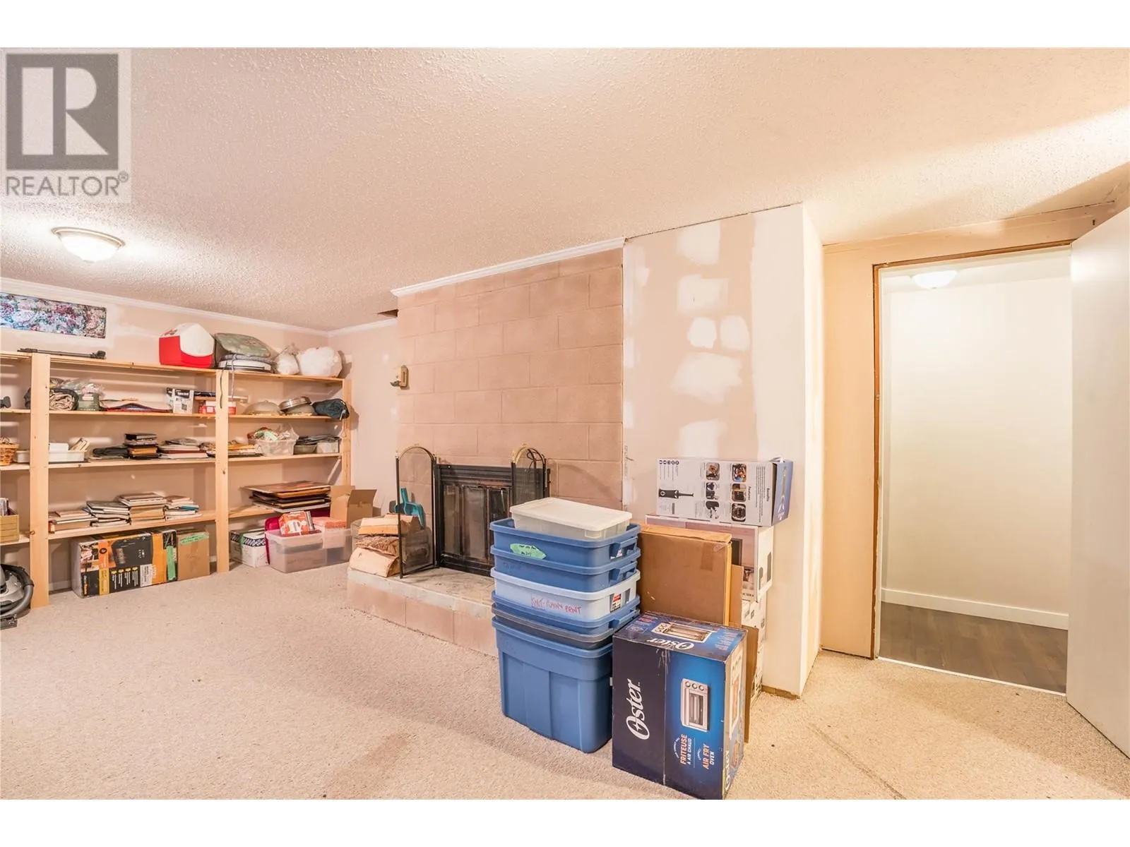 9578 Robson Crescent