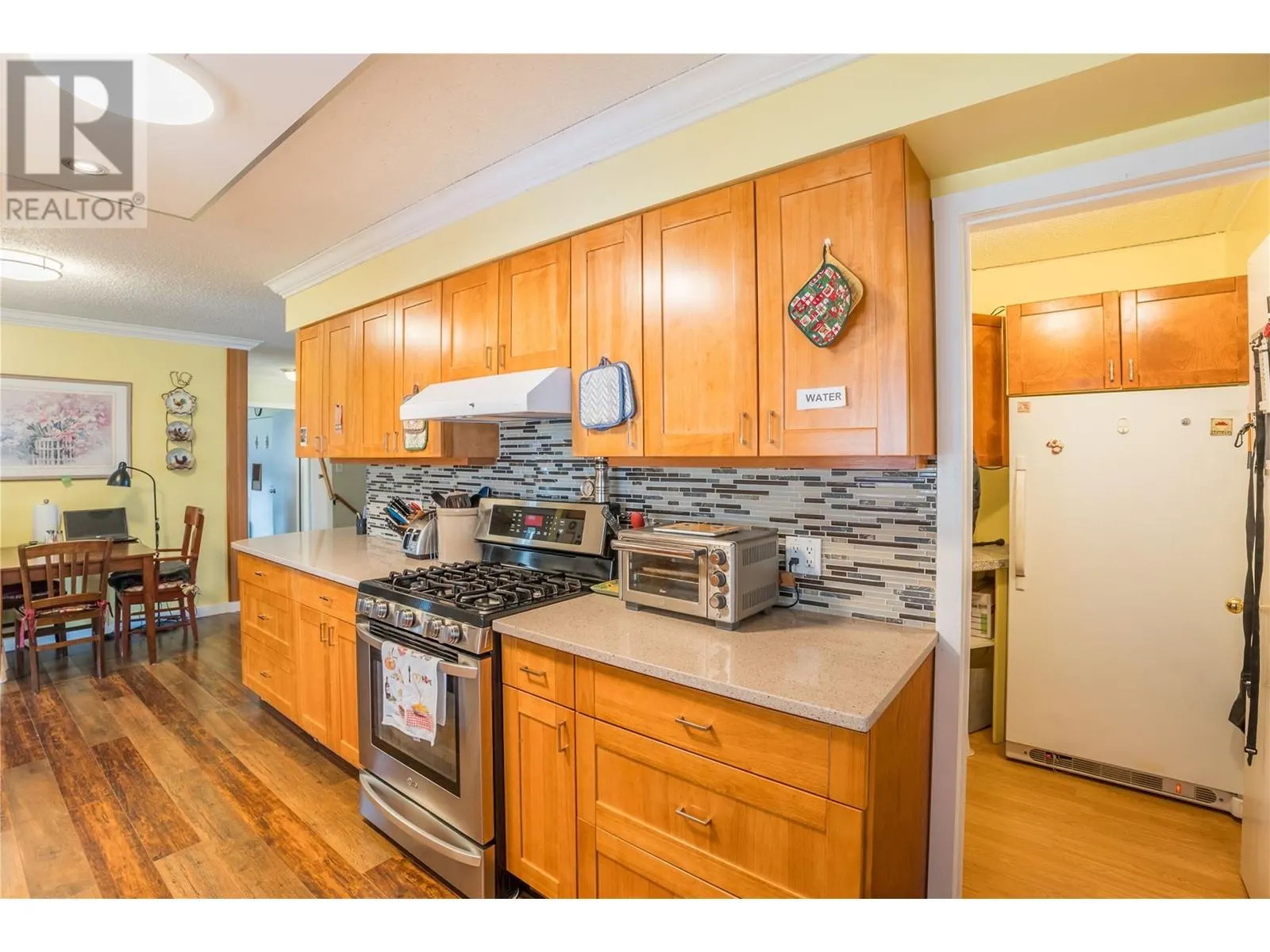 9578 Robson Crescent