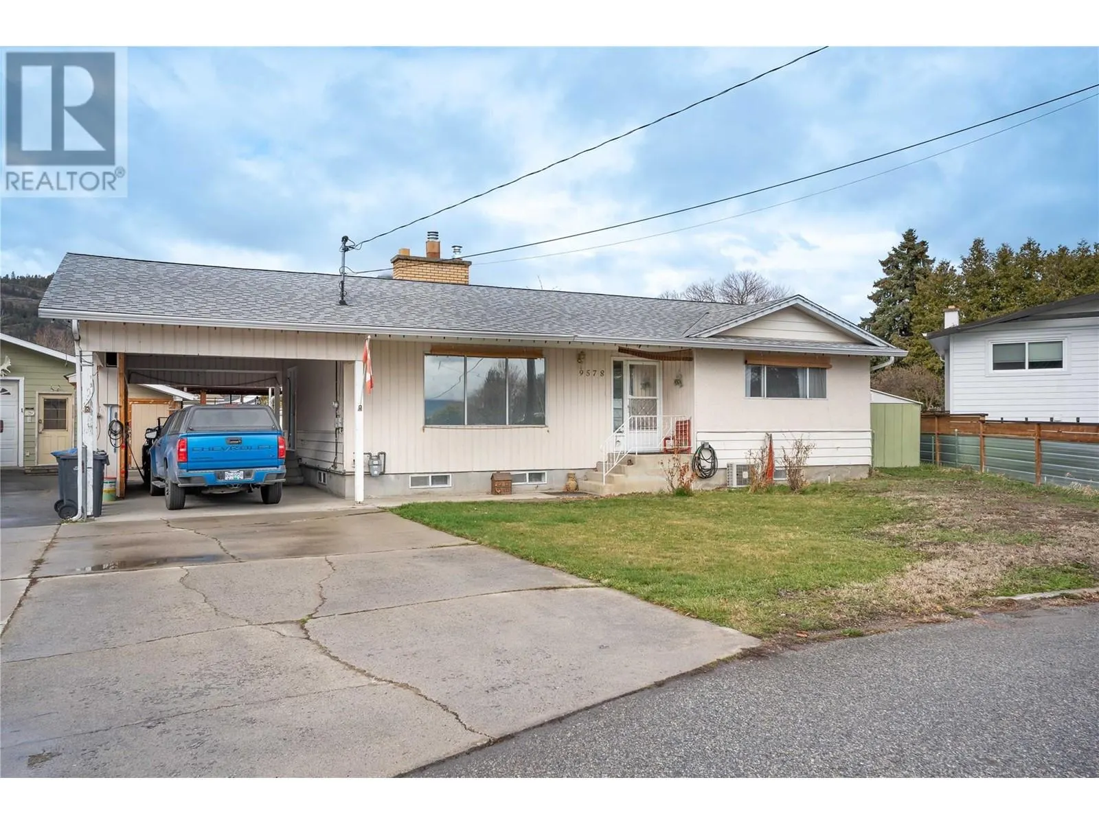 9578 Robson Crescent