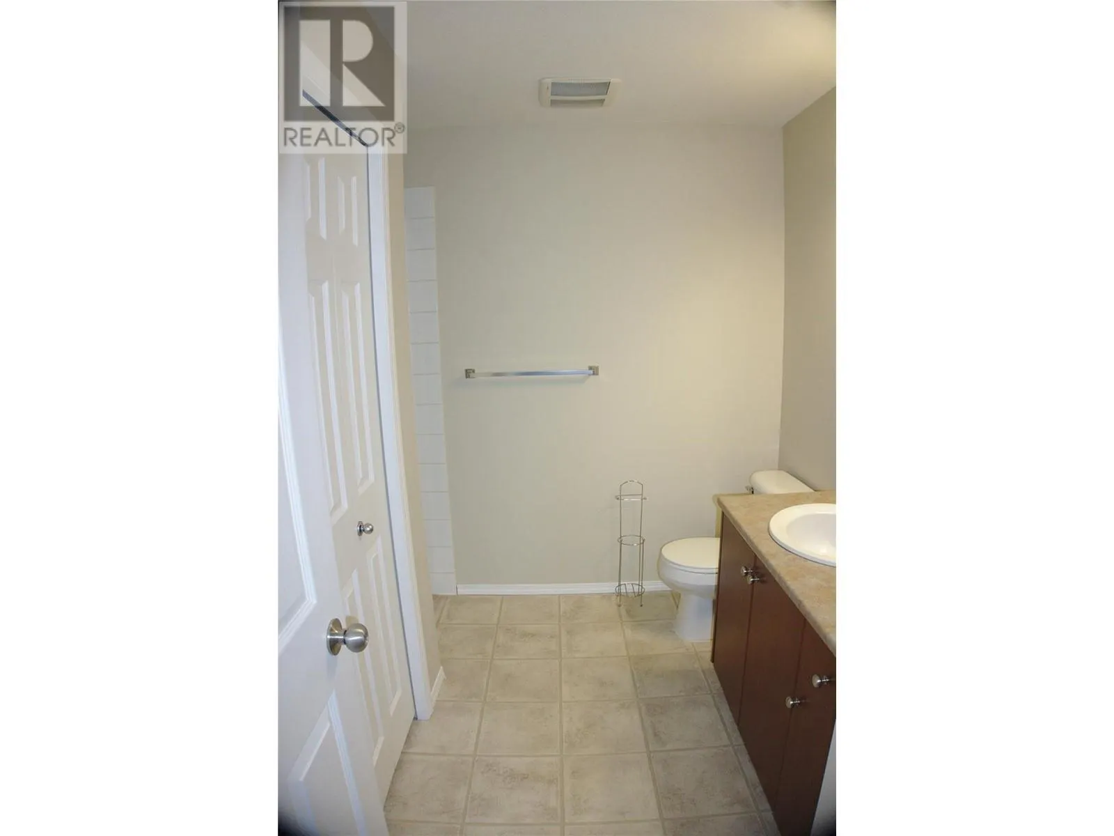 1875 Country Club Drive Unit# 1316